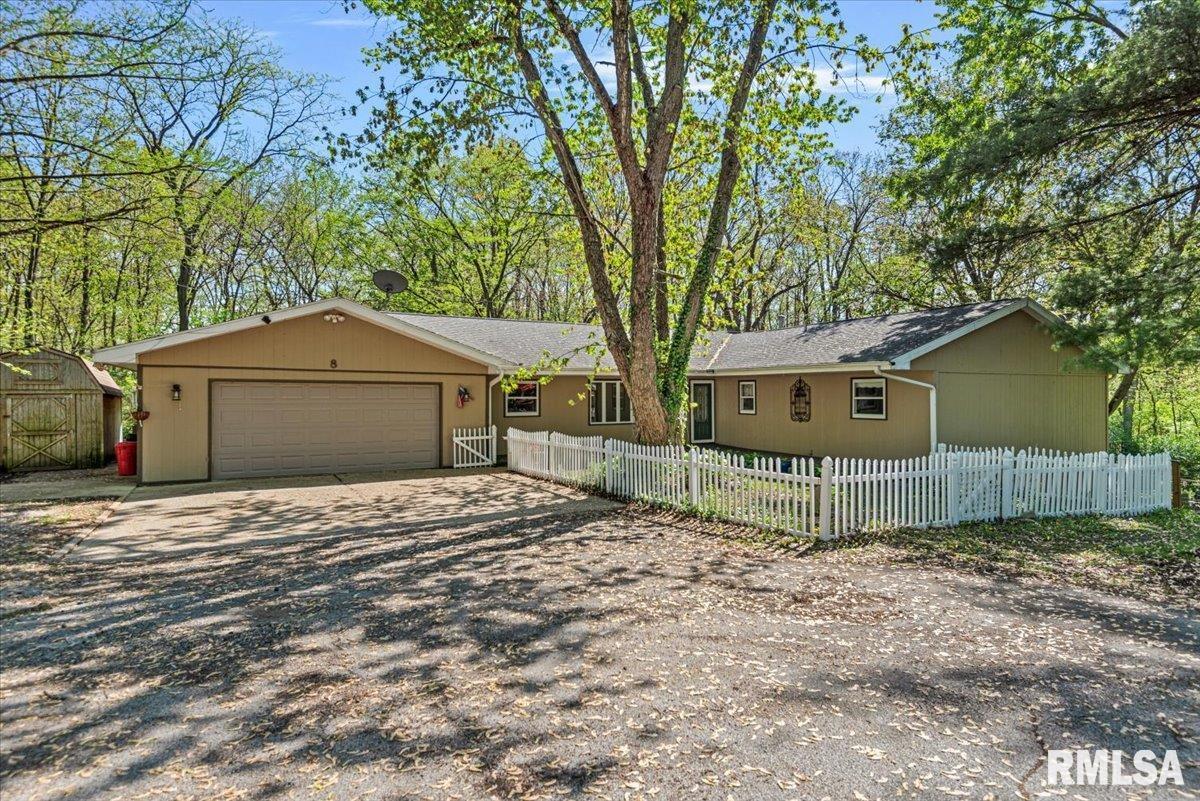 8 Timberline Drive, Springfield, Illinois image 2