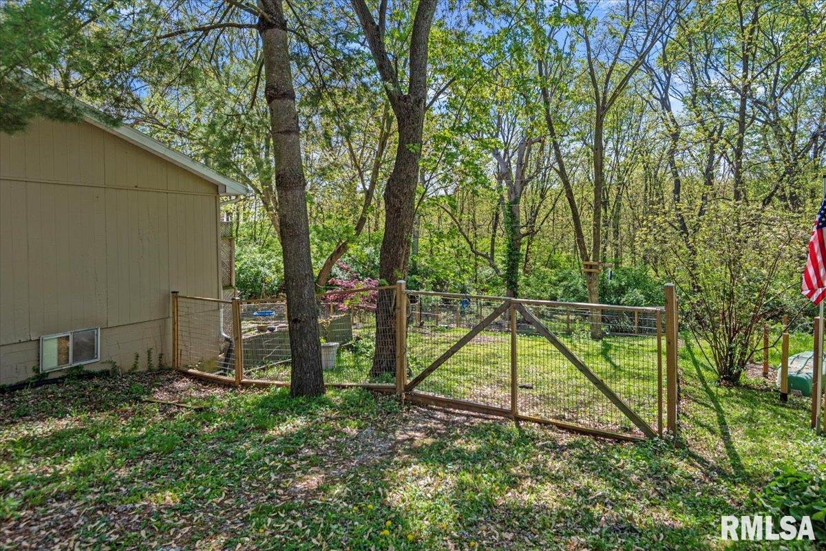 8 Timberline Drive, Springfield, Illinois image 40