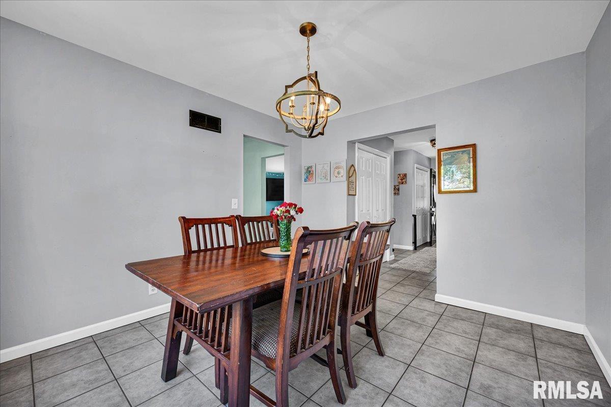1504 Kern Road, Washington, Illinois image 7