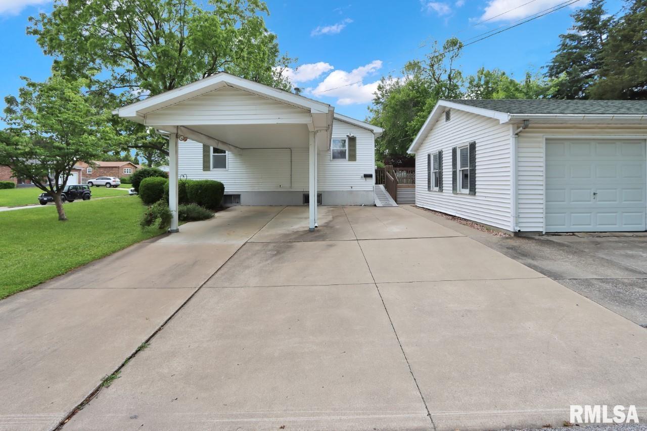 2311 Madison Street, Quincy, Illinois image 4