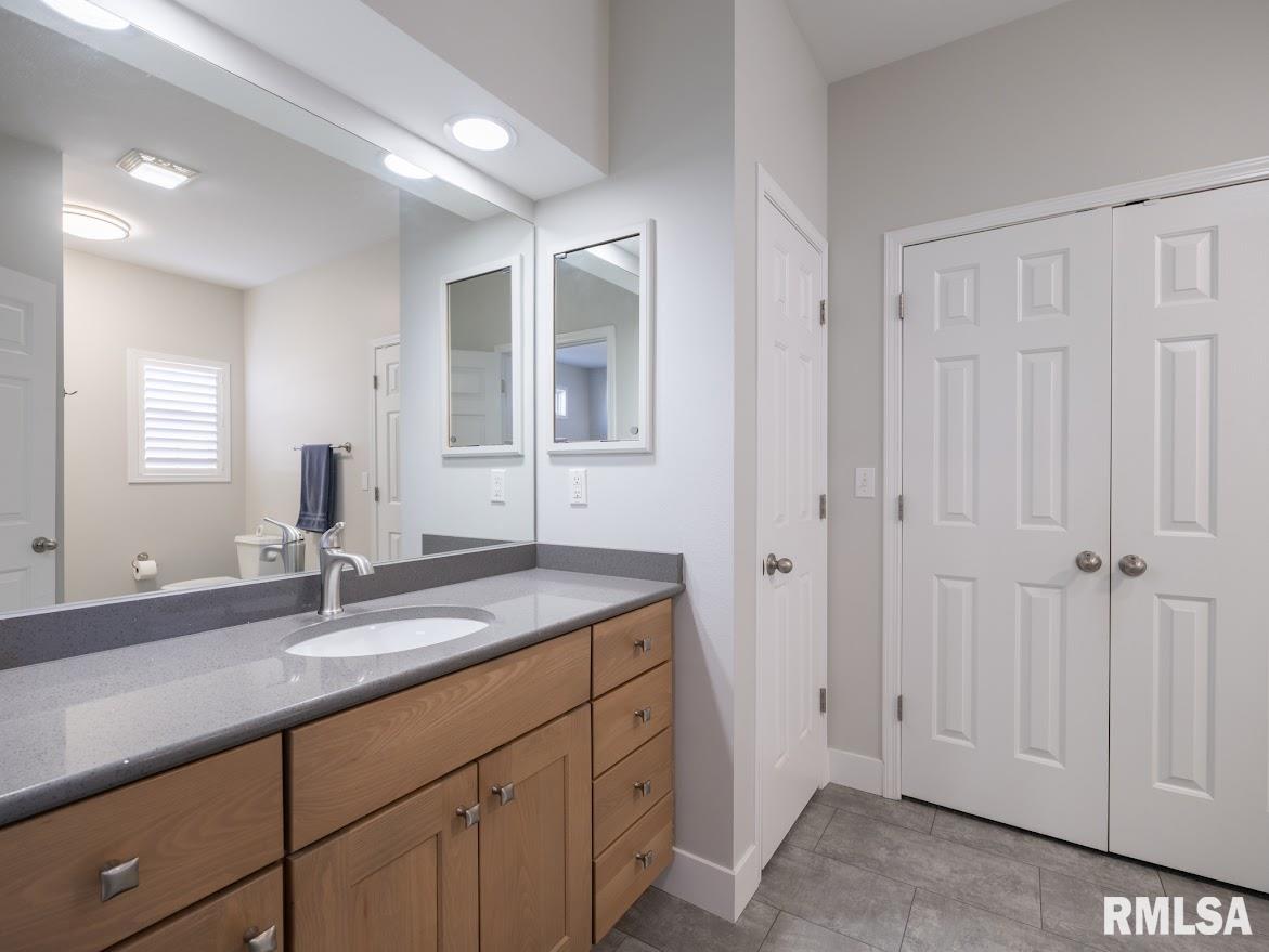 6910 N Brookstone Drive, Peoria, Illinois image 18