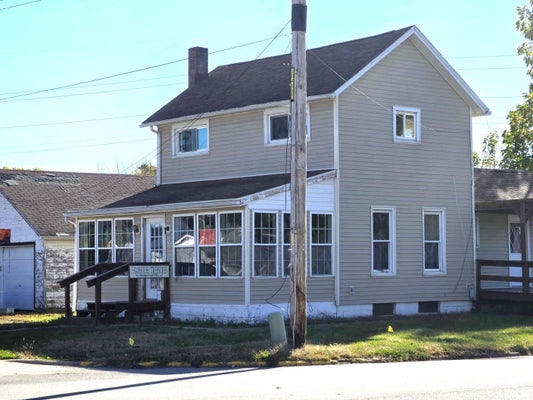 705 S MAIN ST, LEWISTOWN, IL 61542 - Image 703e1a9b0a7e08a0cc34b50e771e3e49/1809924643