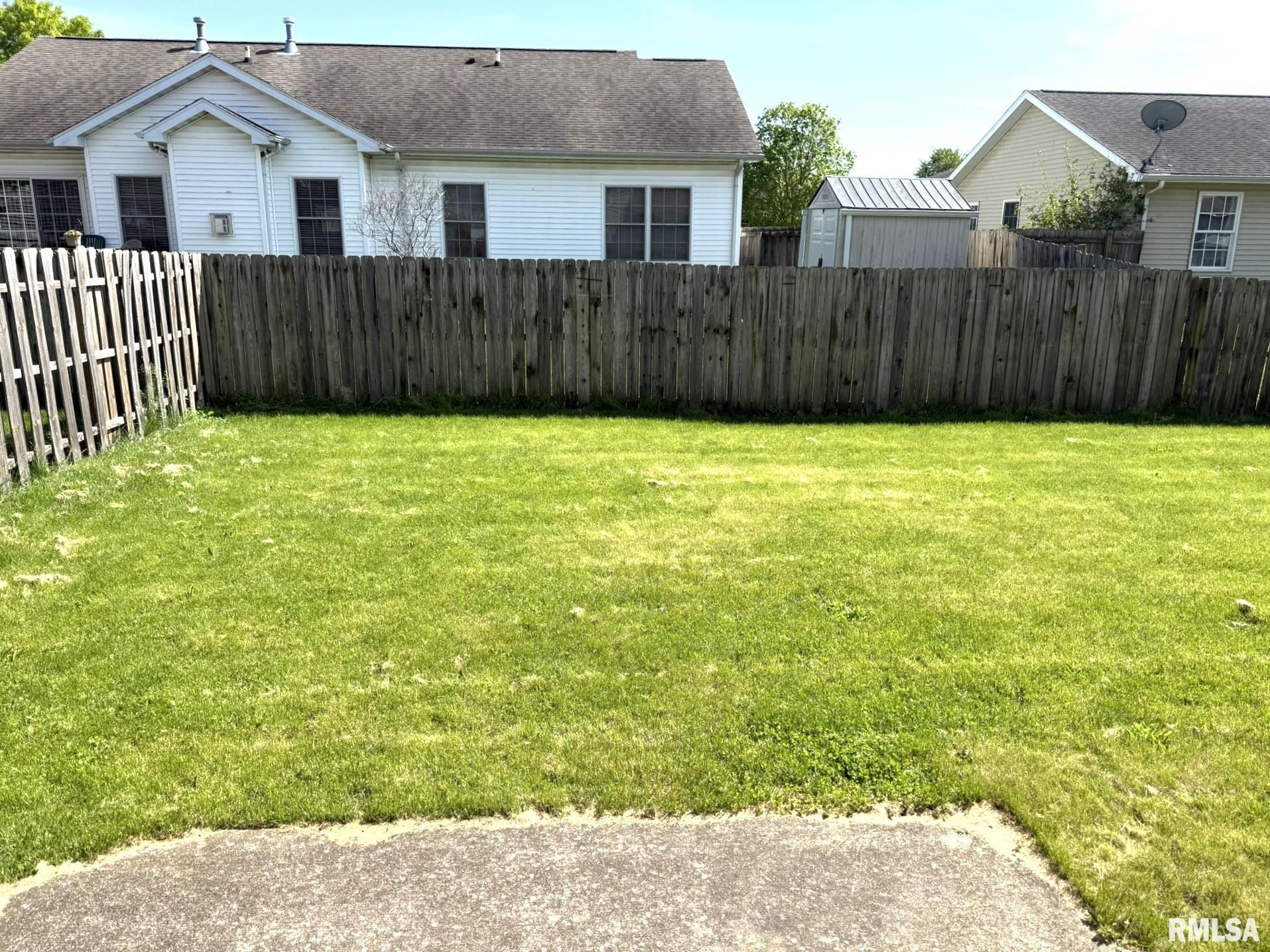 124 Genoa Drive, Springfield, Illinois image 14