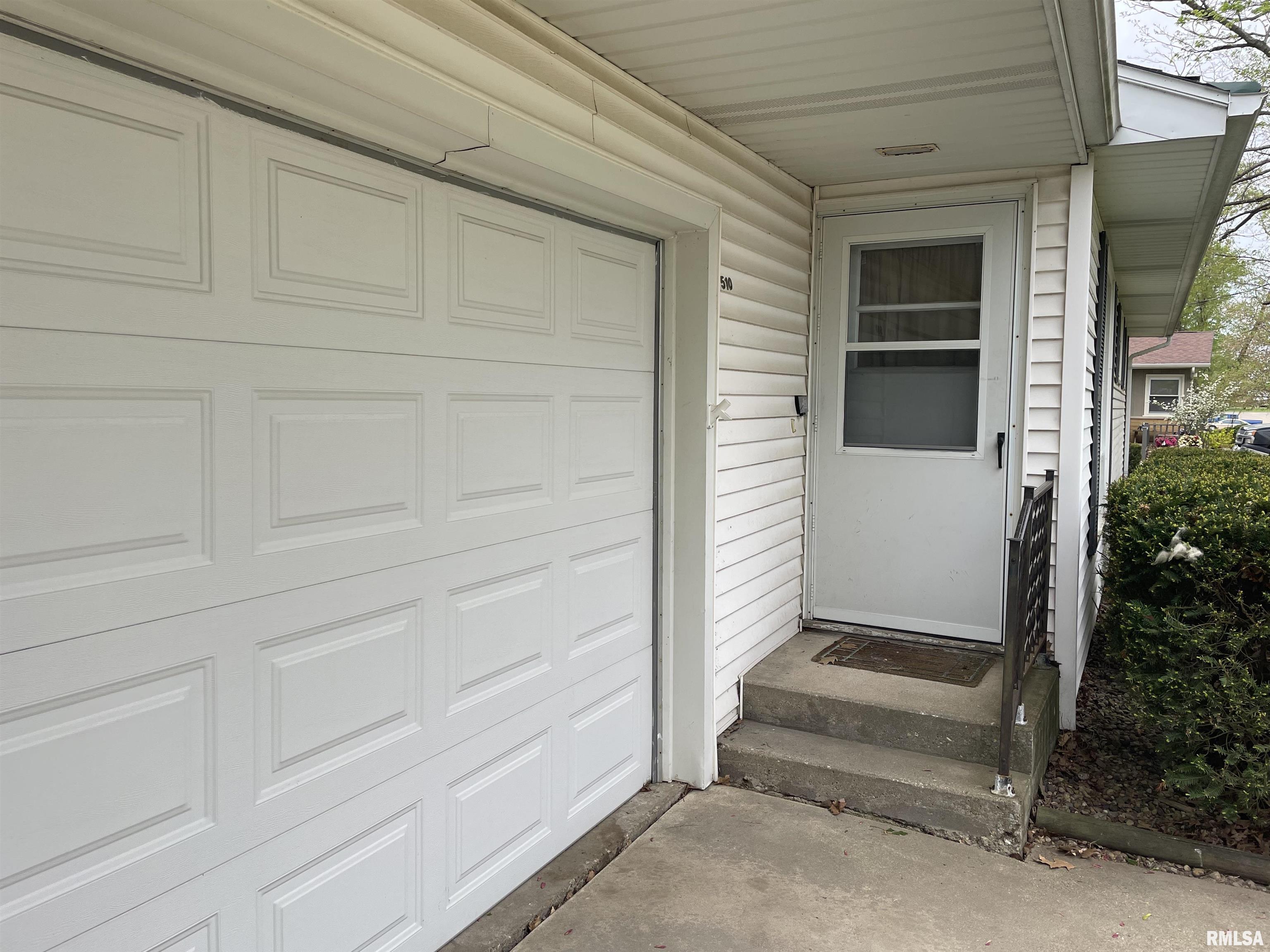 510 W Ash Street, Elmwood, Illinois image 38