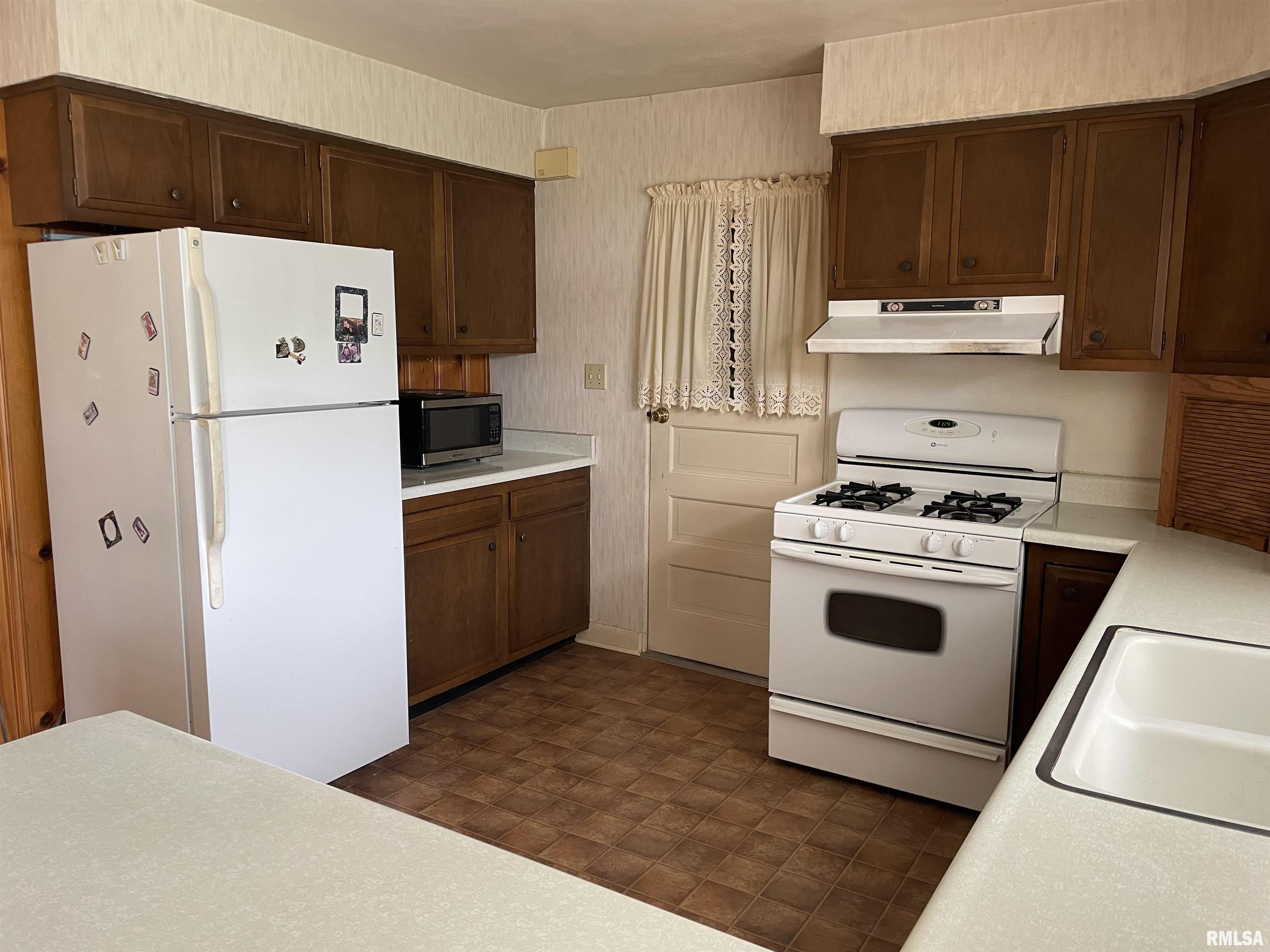 510 W Ash Street, Elmwood, Illinois image 9