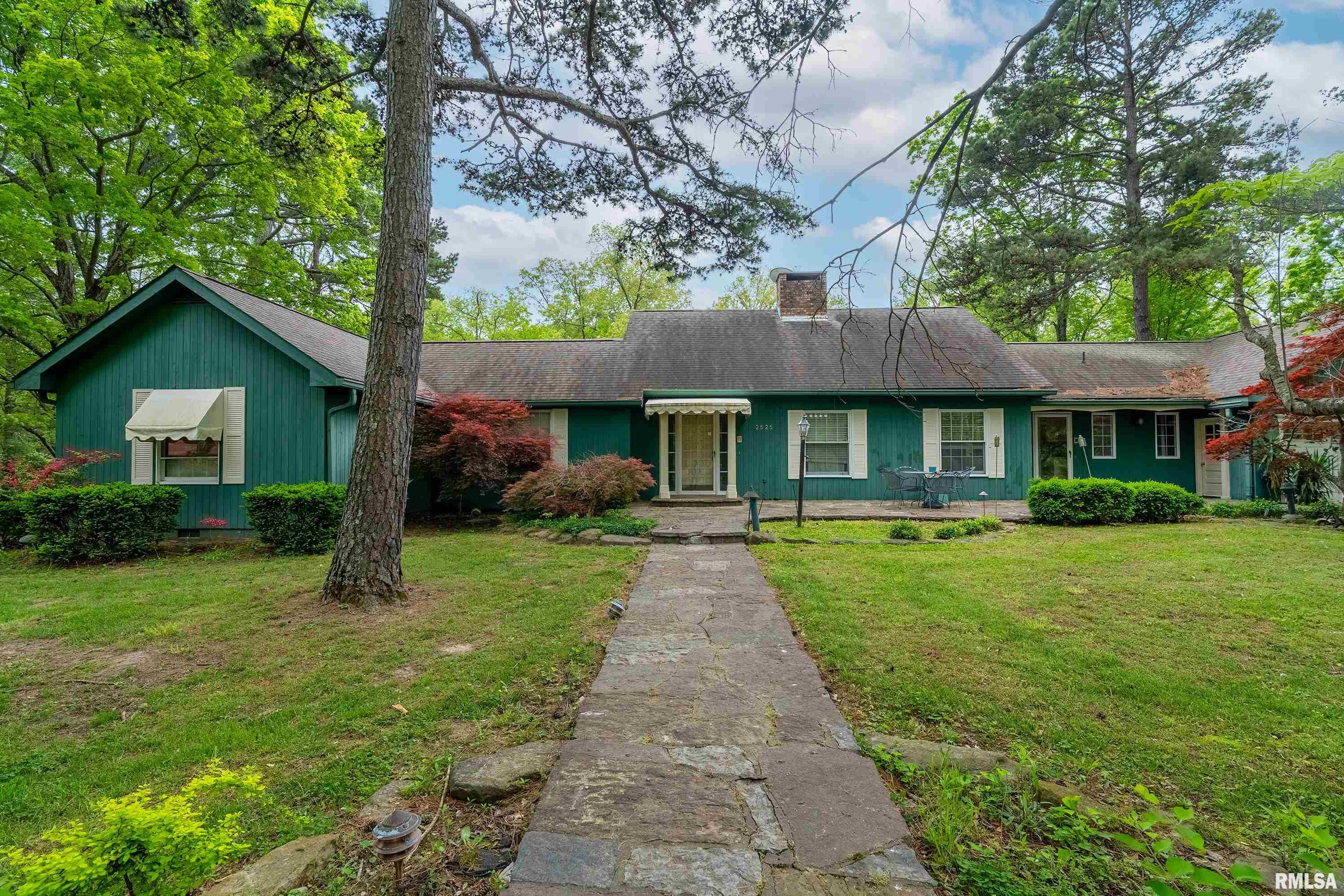 2525 Edgewood Lane, Carbondale, Illinois image 4
