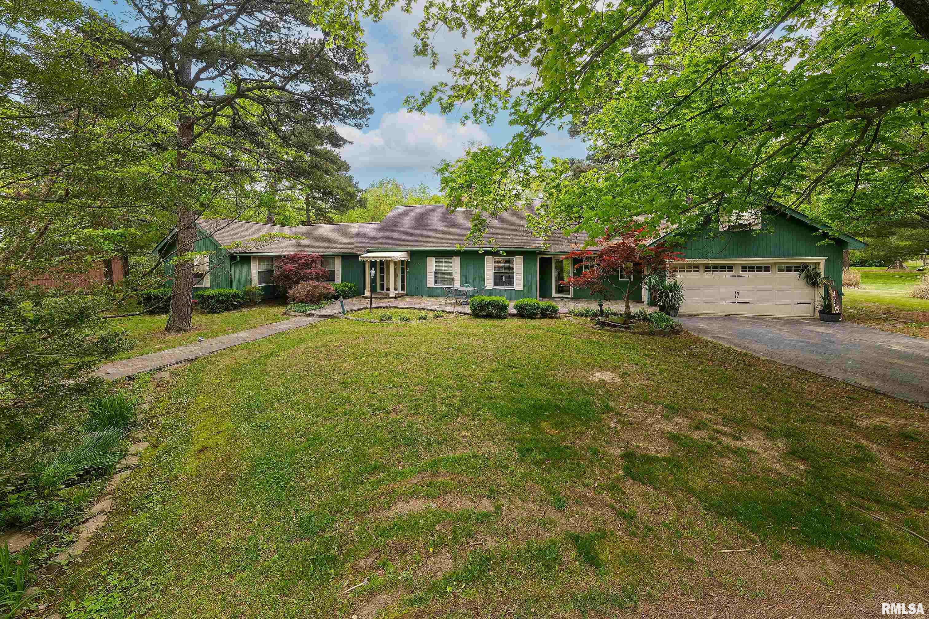 2525 Edgewood Lane, Carbondale, Illinois image 2