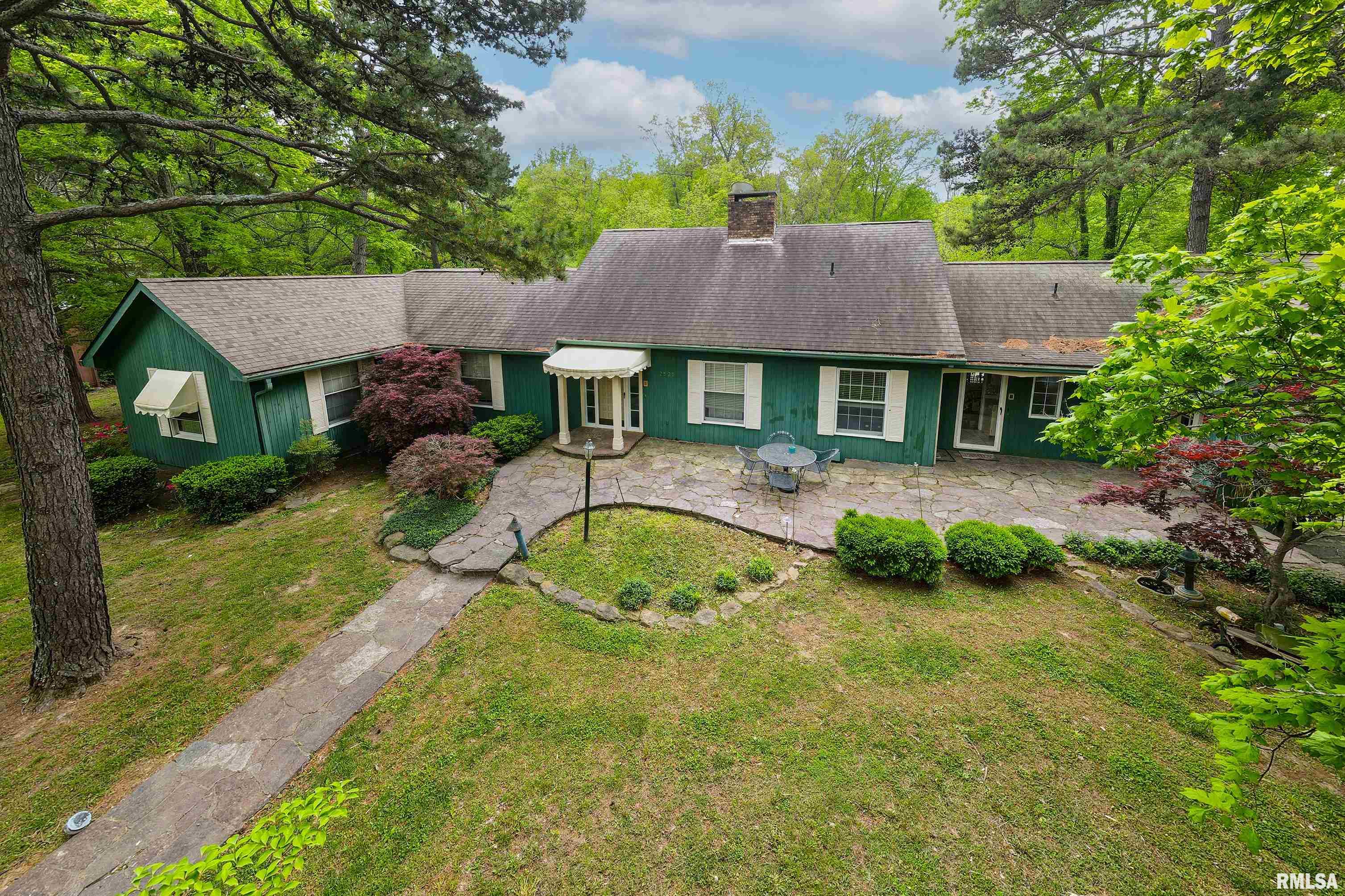 2525 Edgewood Lane, Carbondale, Illinois image 3