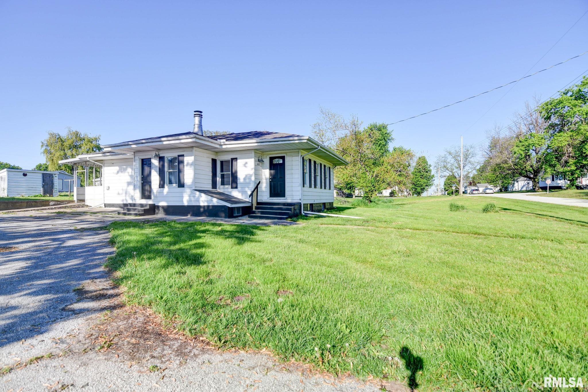 611 Mason Street, Tovey, Illinois image 20