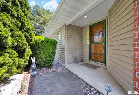 Condo For Sale - 3167 Dover Lane<br/> Galesburg, IL 61401