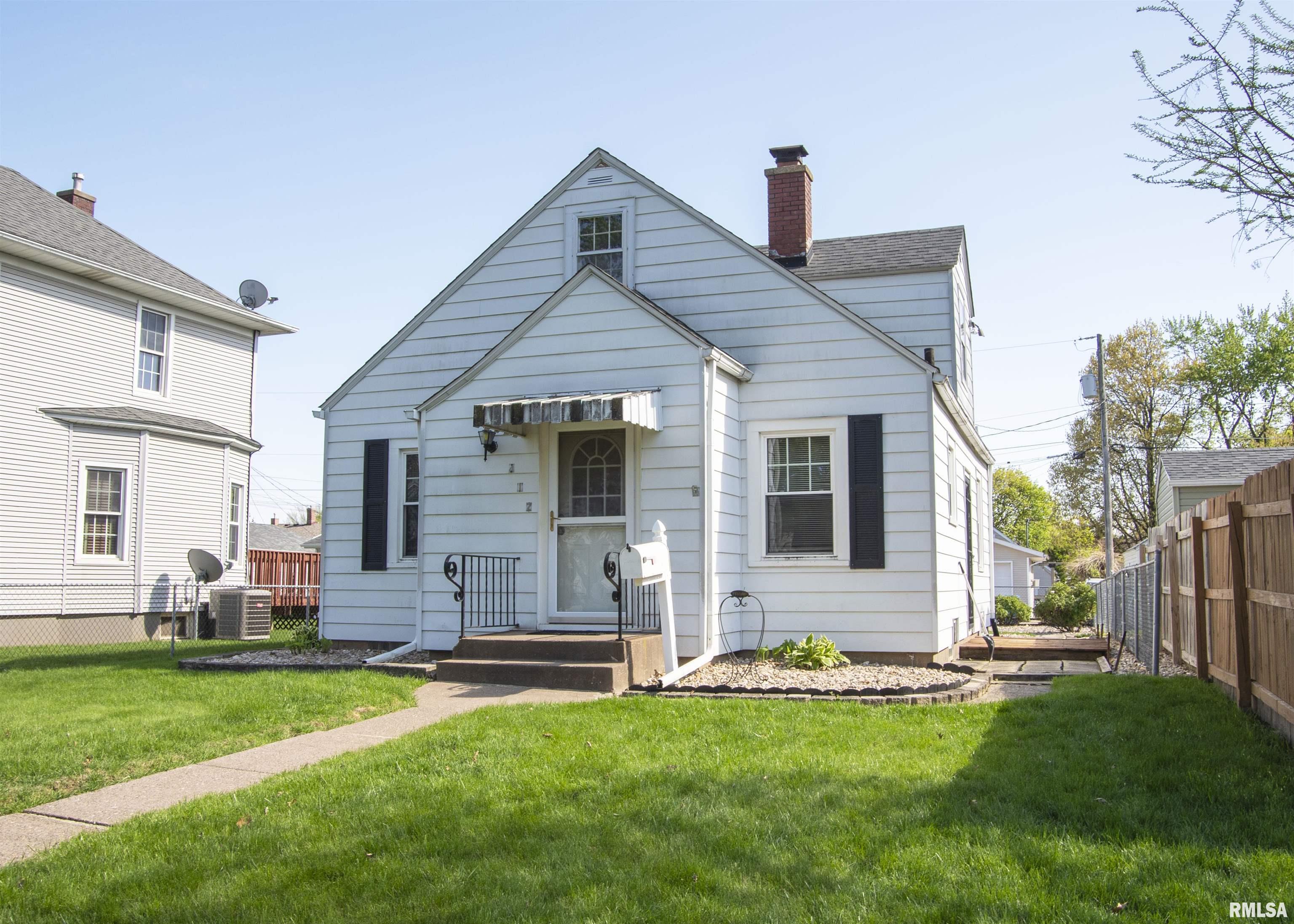 412 22nd Avenue, Moline, Illinois image 1