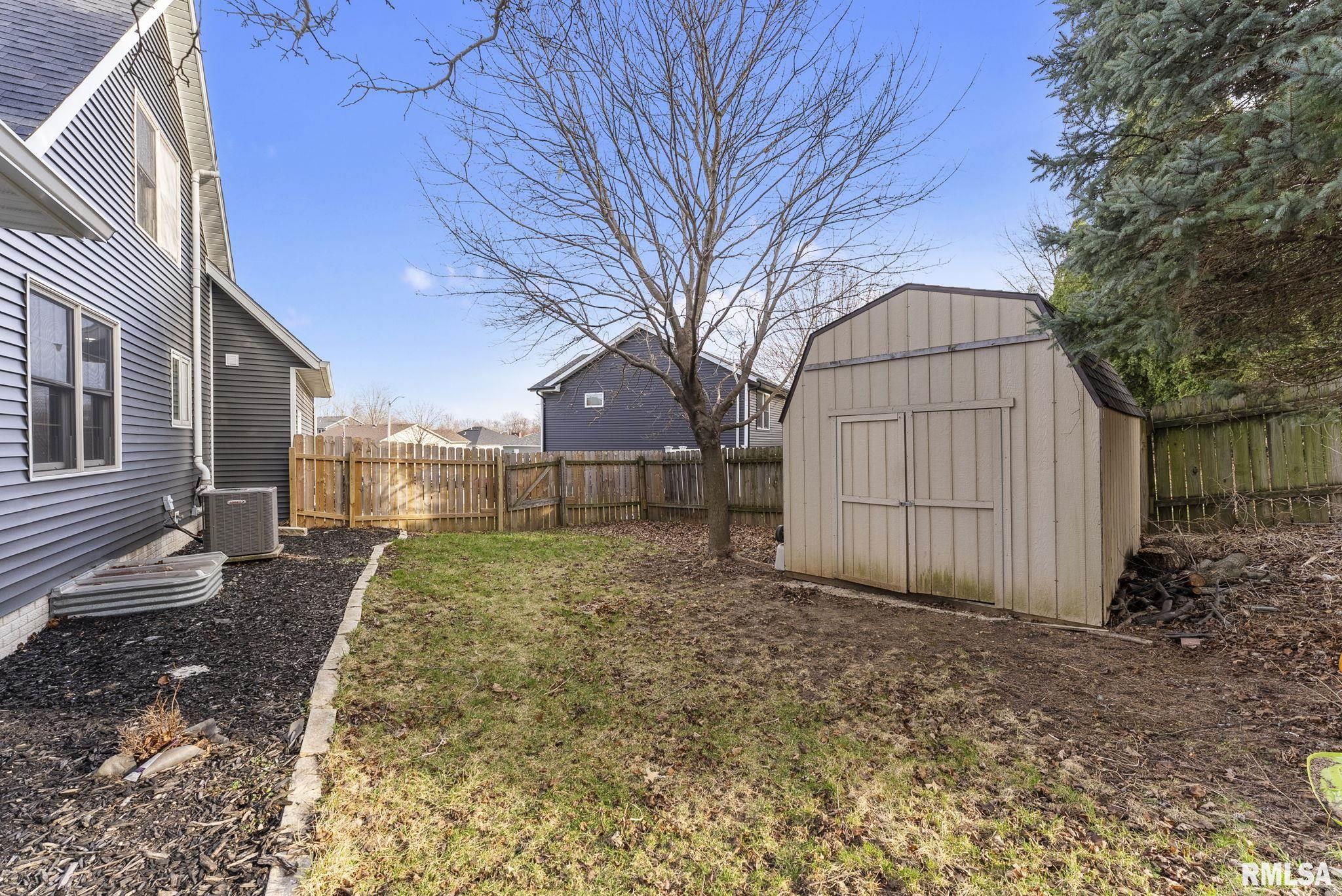 4928 Main Court, Davenport, Iowa image 37