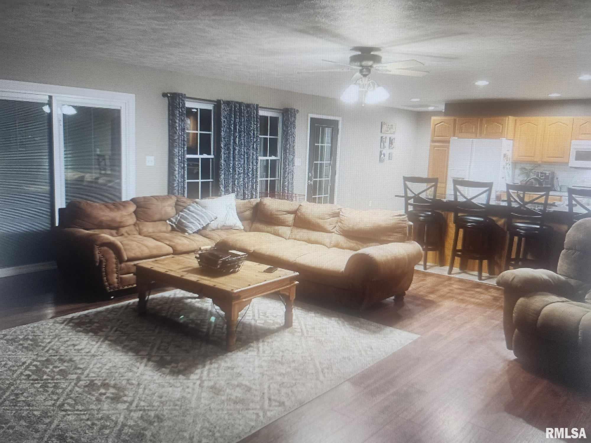 11742 Strawberry Road, Carbondale, Illinois image 12