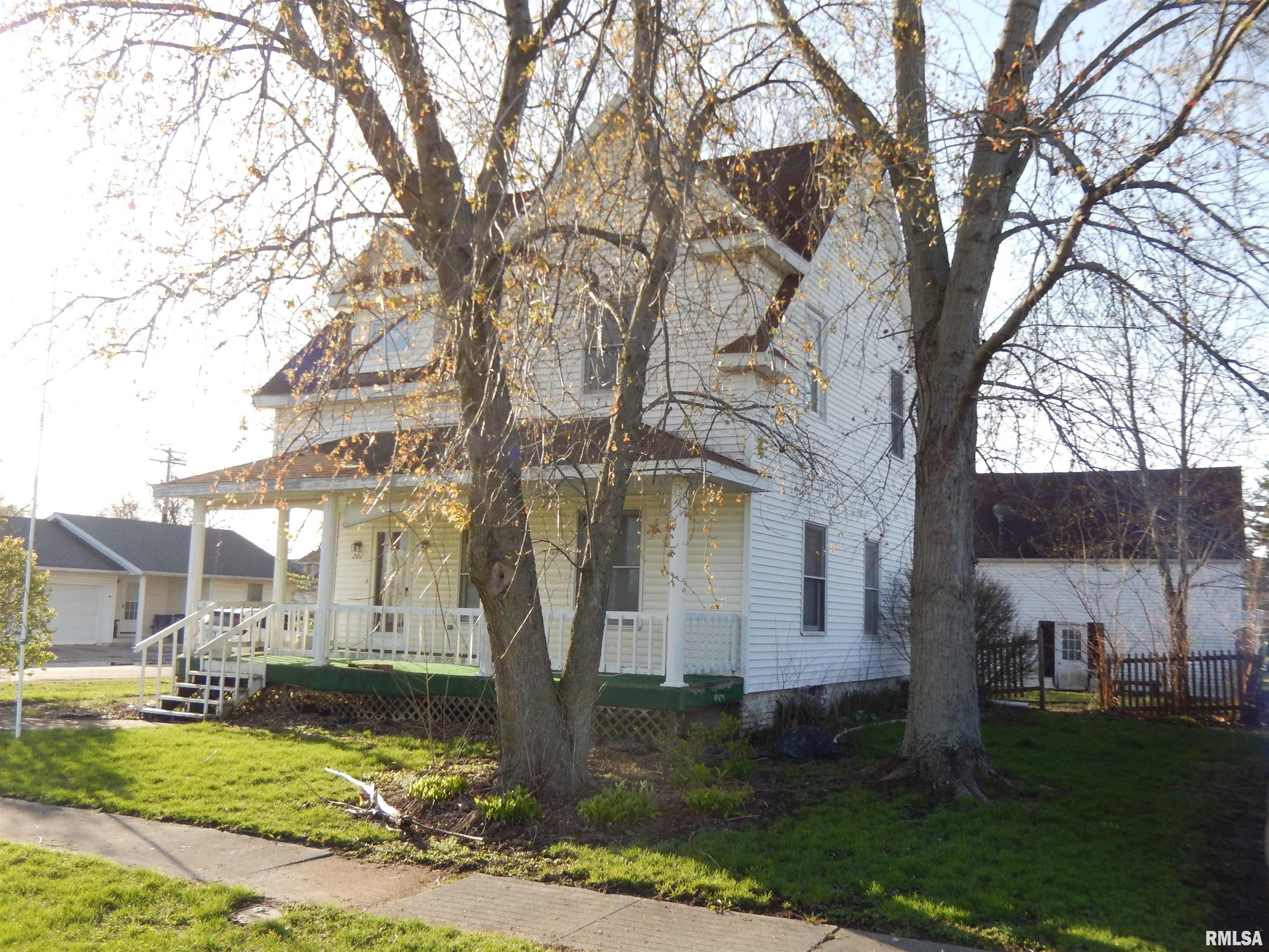 201 W Market Street, Colchester, Illinois image 4