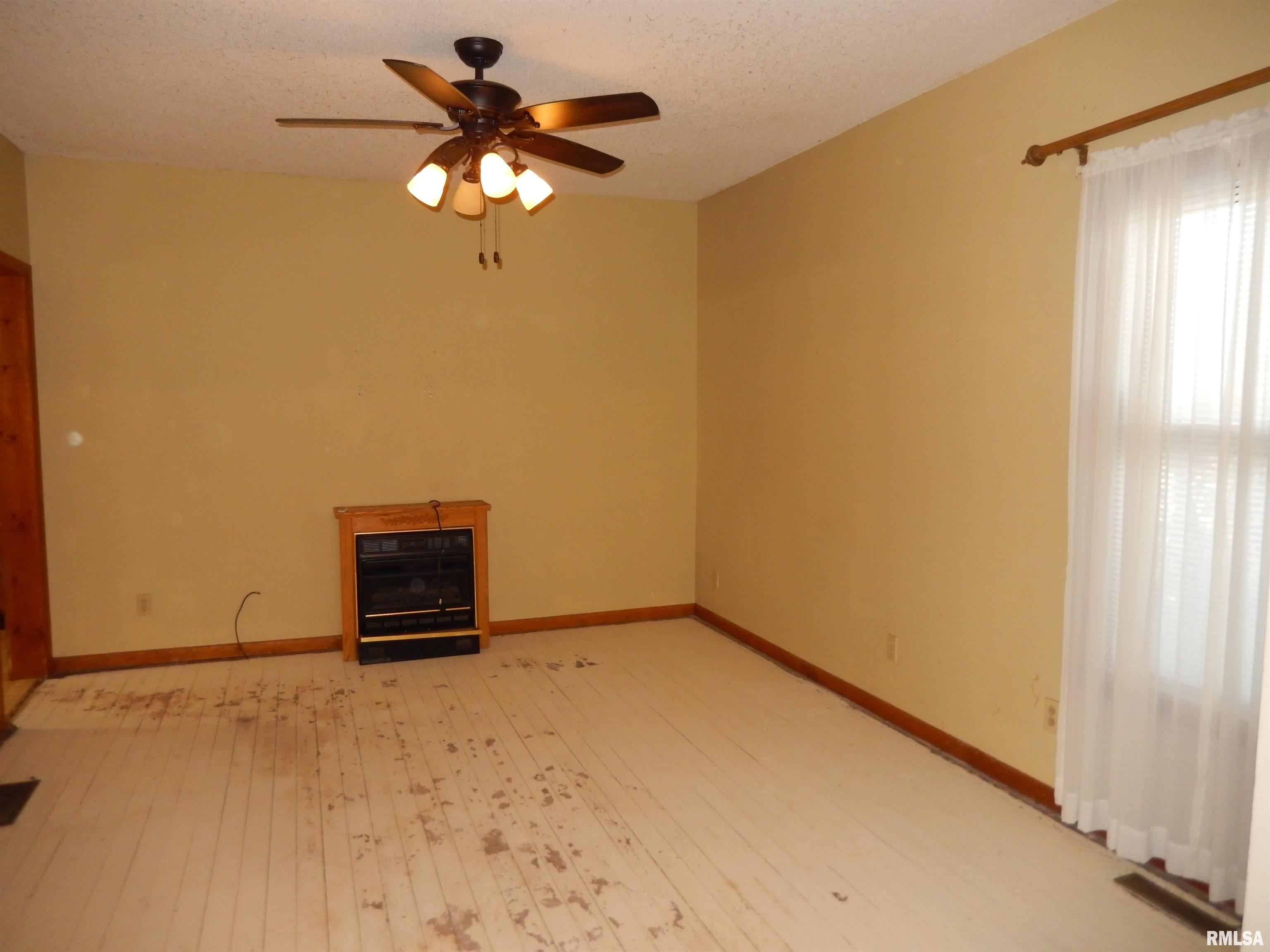 201 W Market Street, Colchester, Illinois image 11