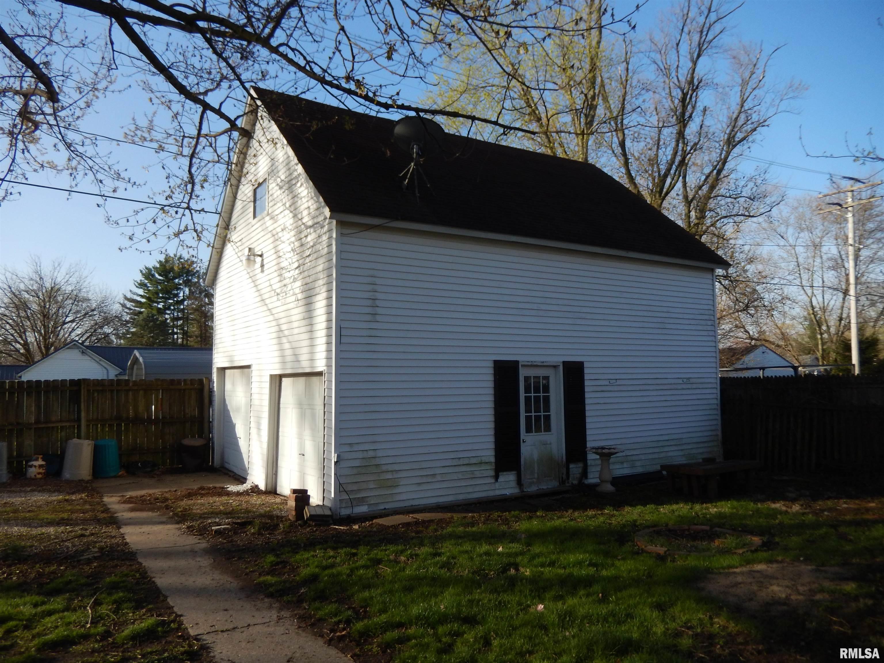 201 W Market Street, Colchester, Illinois image 34