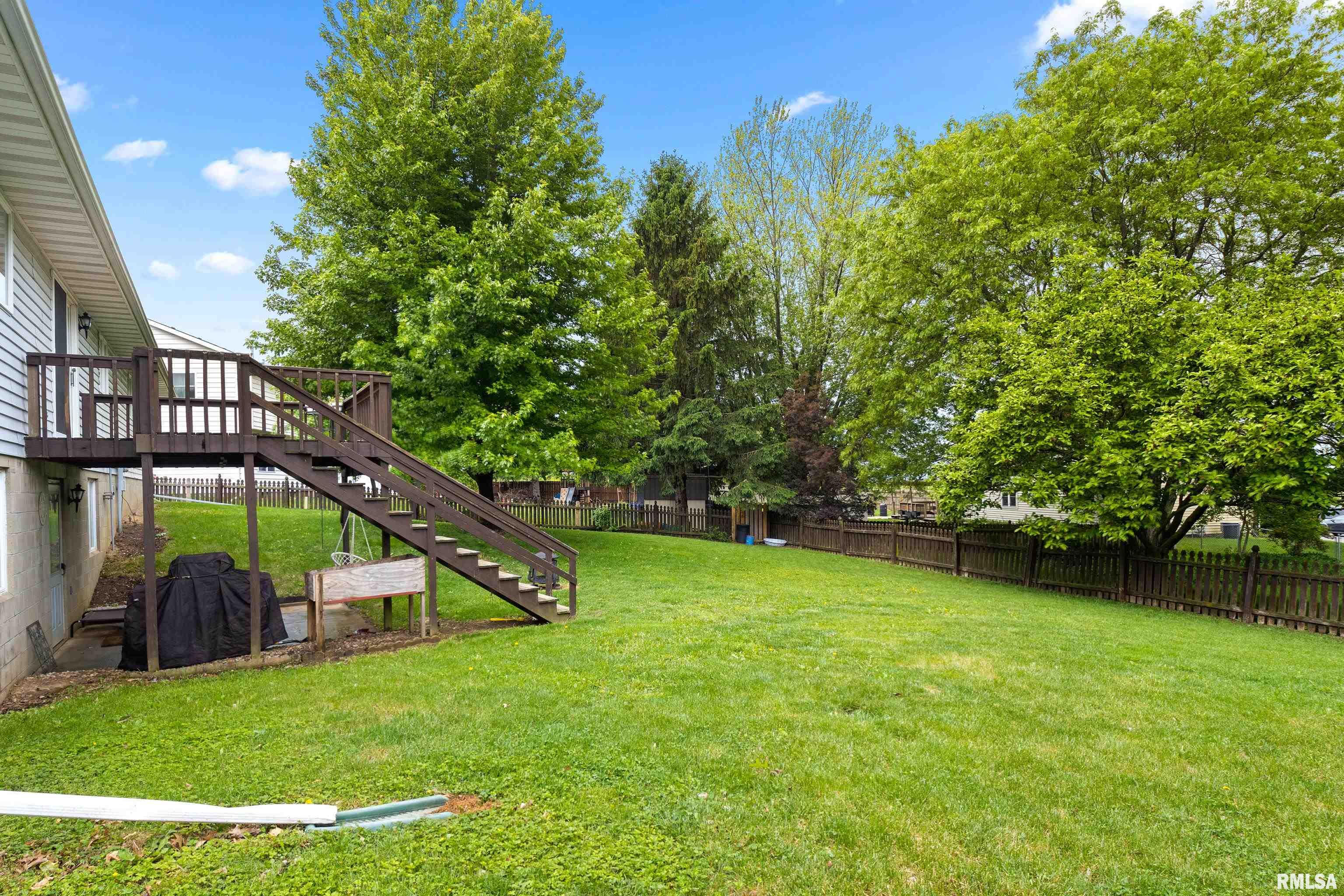 12515 N Cedar Bluff Drive, Dunlap, Illinois image 40
