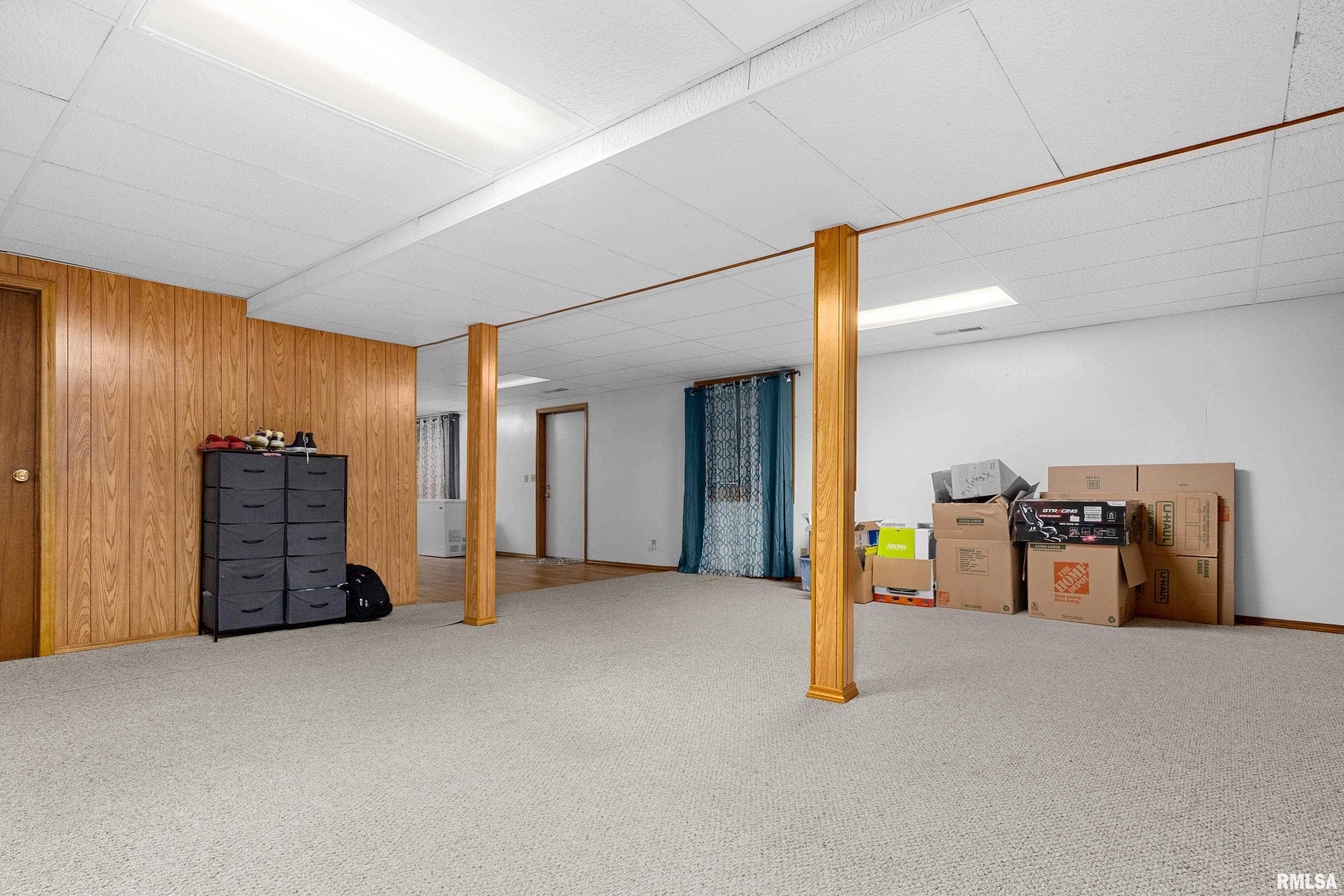 12515 N Cedar Bluff Drive, Dunlap, Illinois image 31