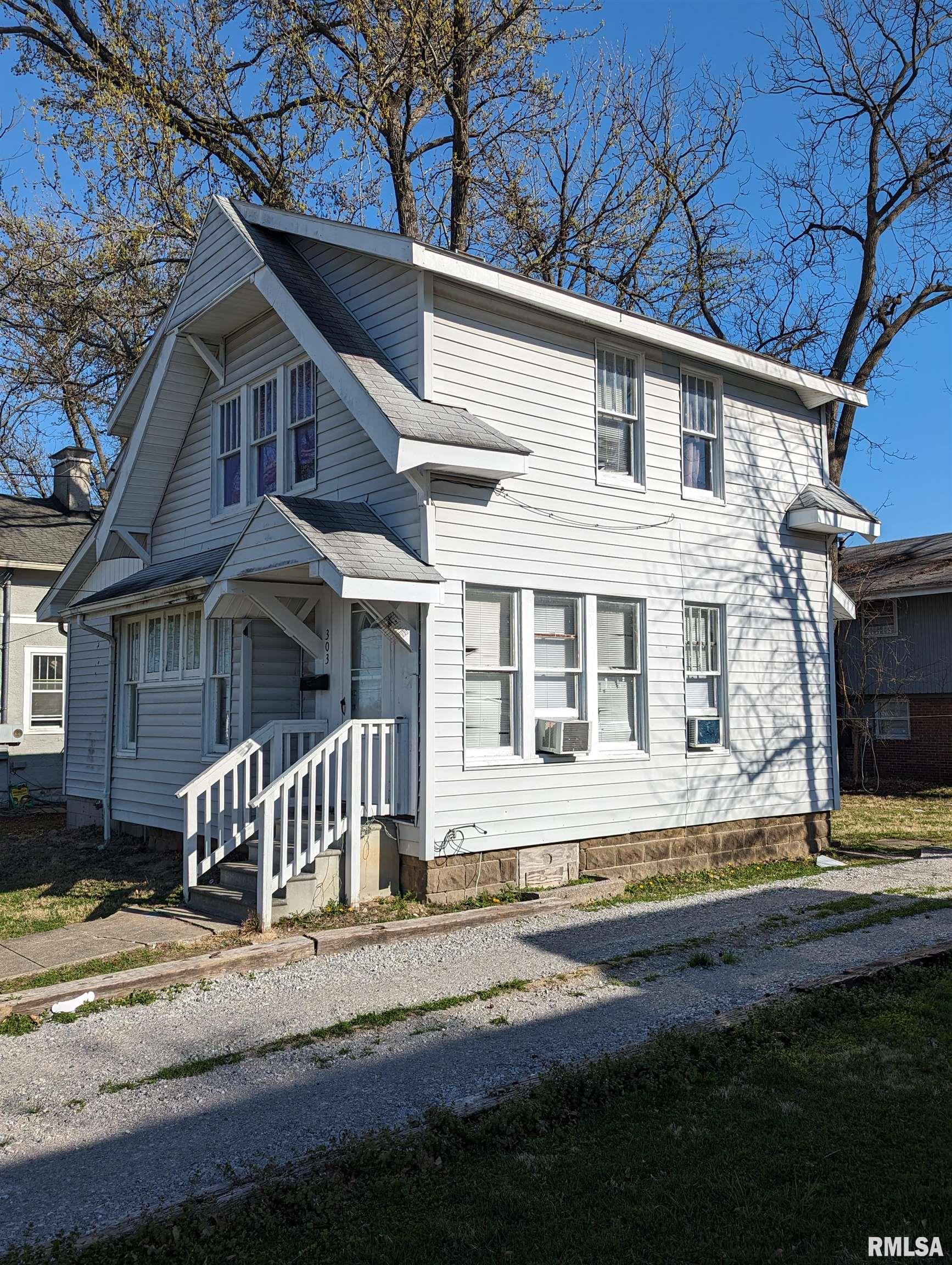 303 W College Street, Carbondale, Illinois image 3