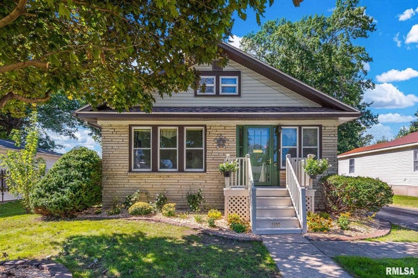 1236 JEFFERSON ST, GALESBURG, IL 61401 - Image 71247f2ee9fa3fe84b6b90f7bbf452e9/550991347