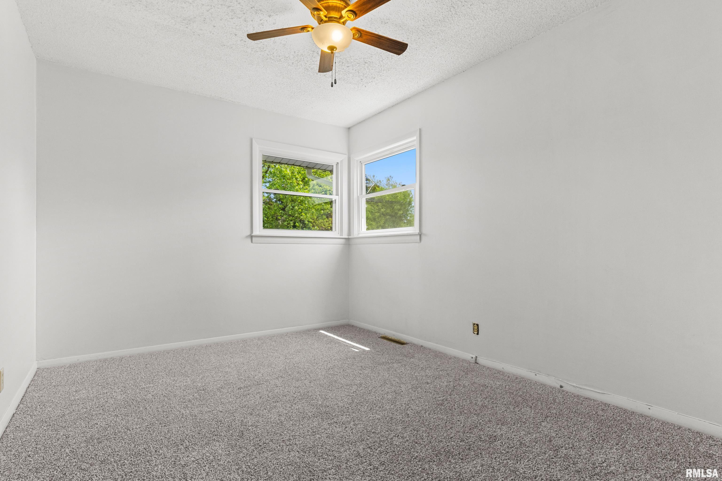 110 Bess Street, Washington, Illinois image 27