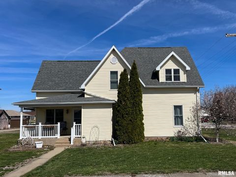 Homes For Sale - 122 E Fisk Street<br/> Woodford County, Goodfield, IL 61742