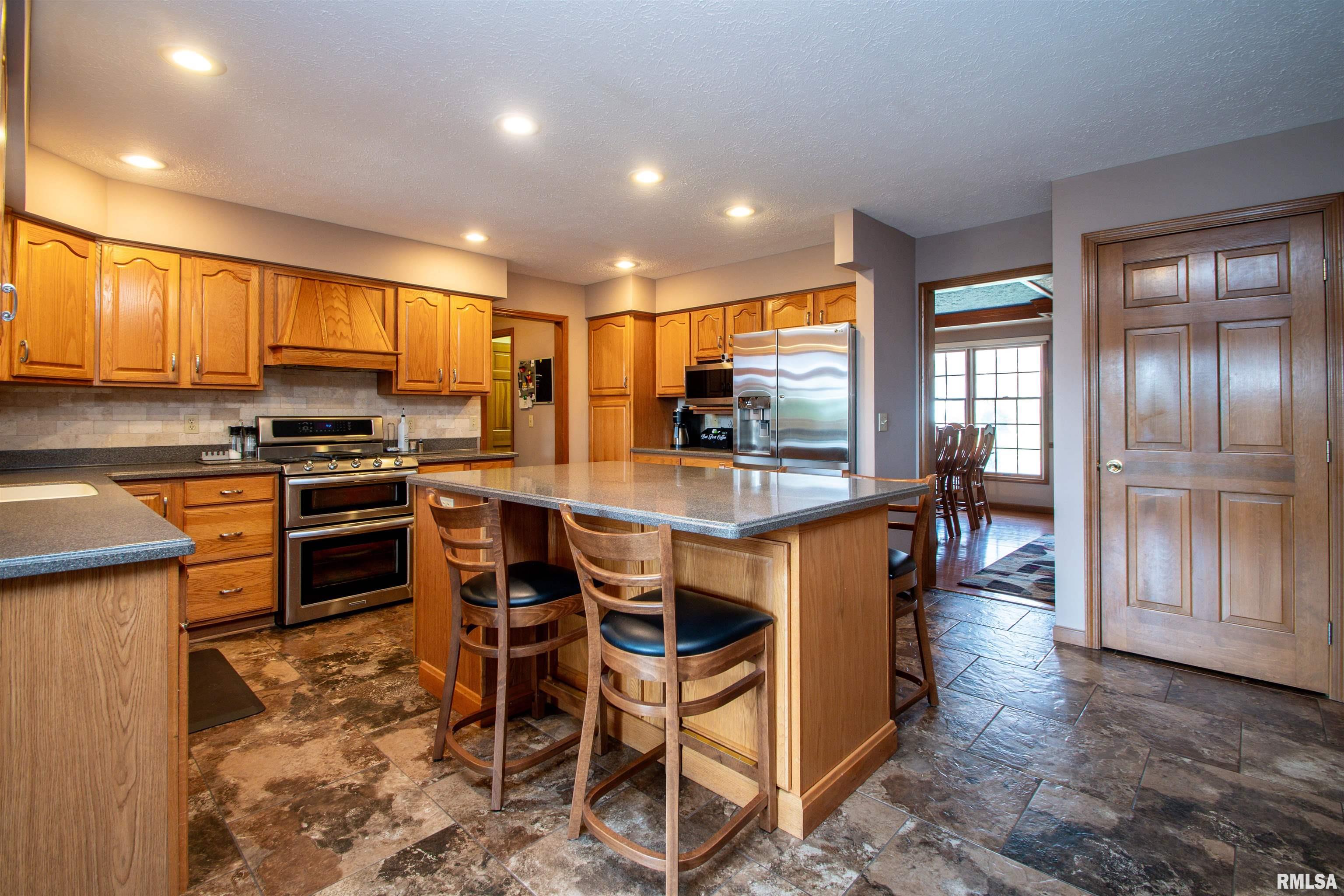 2326 W Monica Drive, Dunlap, Illinois image 24