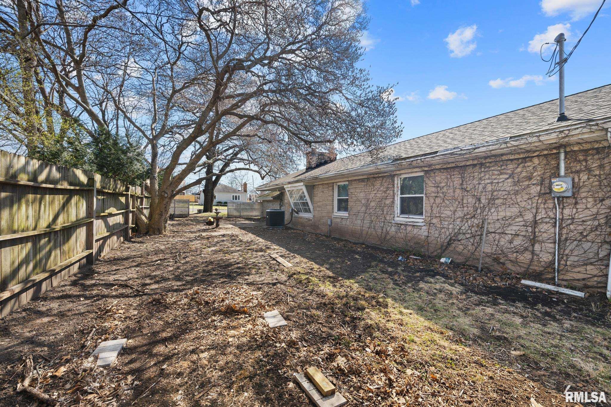 1420 N 10th Street, Pekin, Illinois image 20