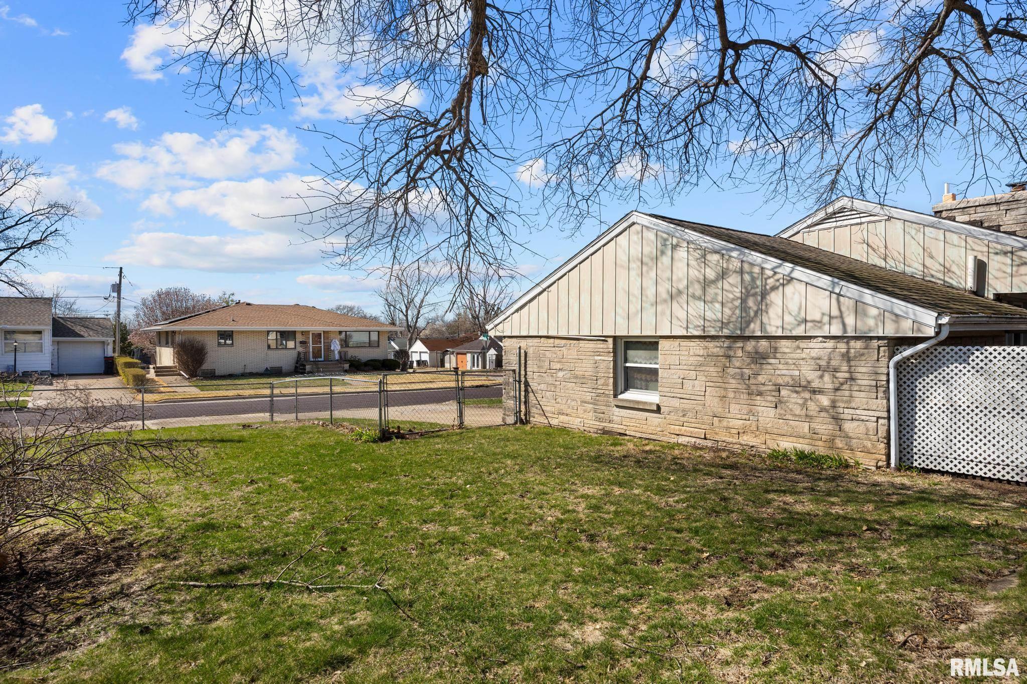 1420 N 10th Street, Pekin, Illinois image 18