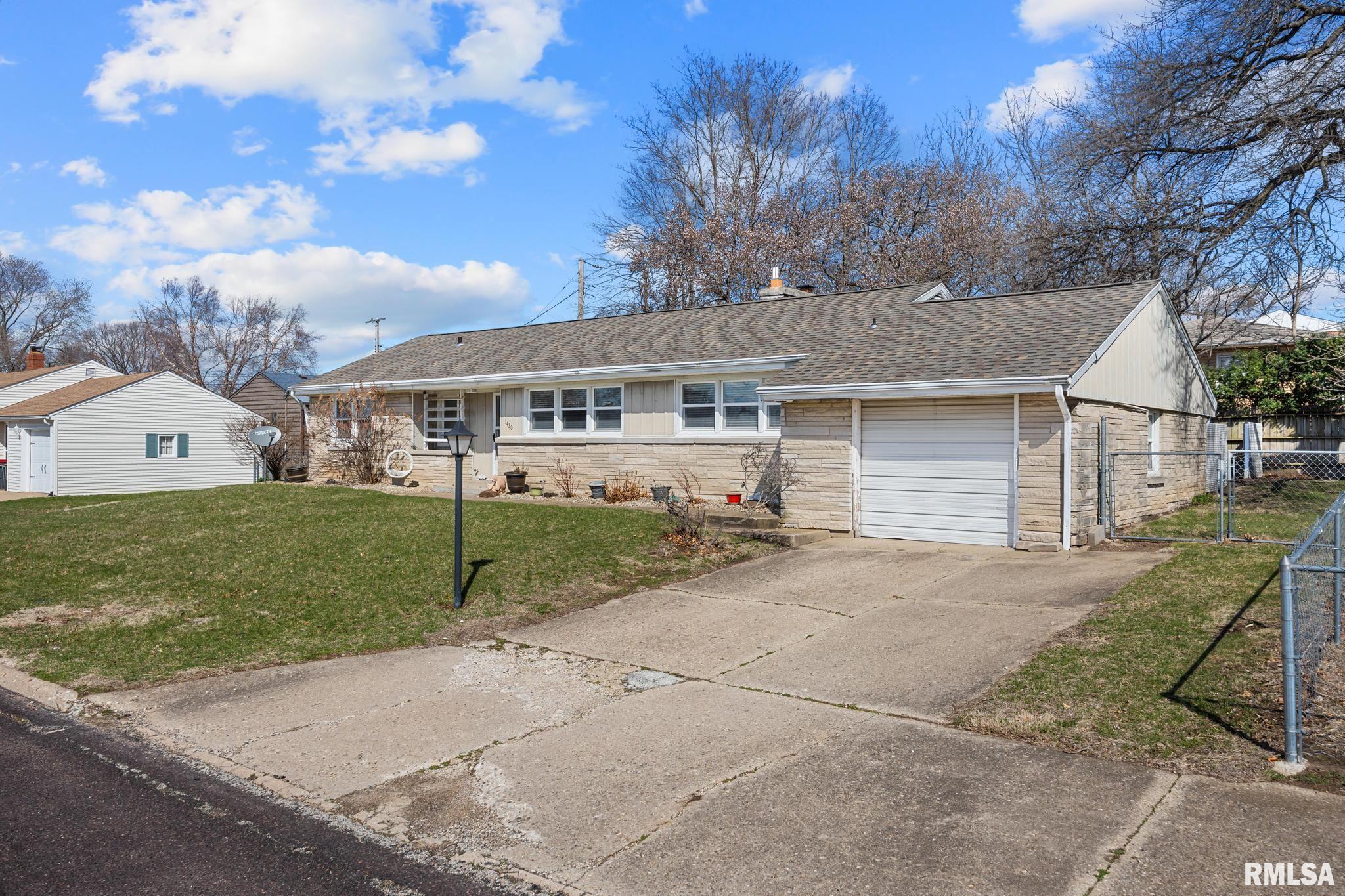 1420 N 10th Street, Pekin, Illinois image 3