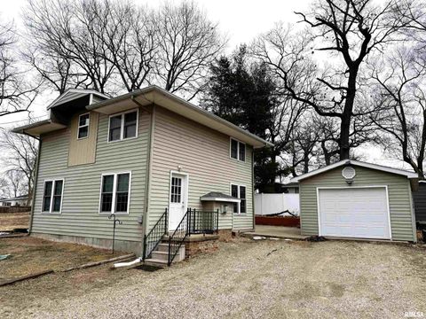 Homes For Sale - 18123 Crosby Drive<br/> Havana, IL 62644