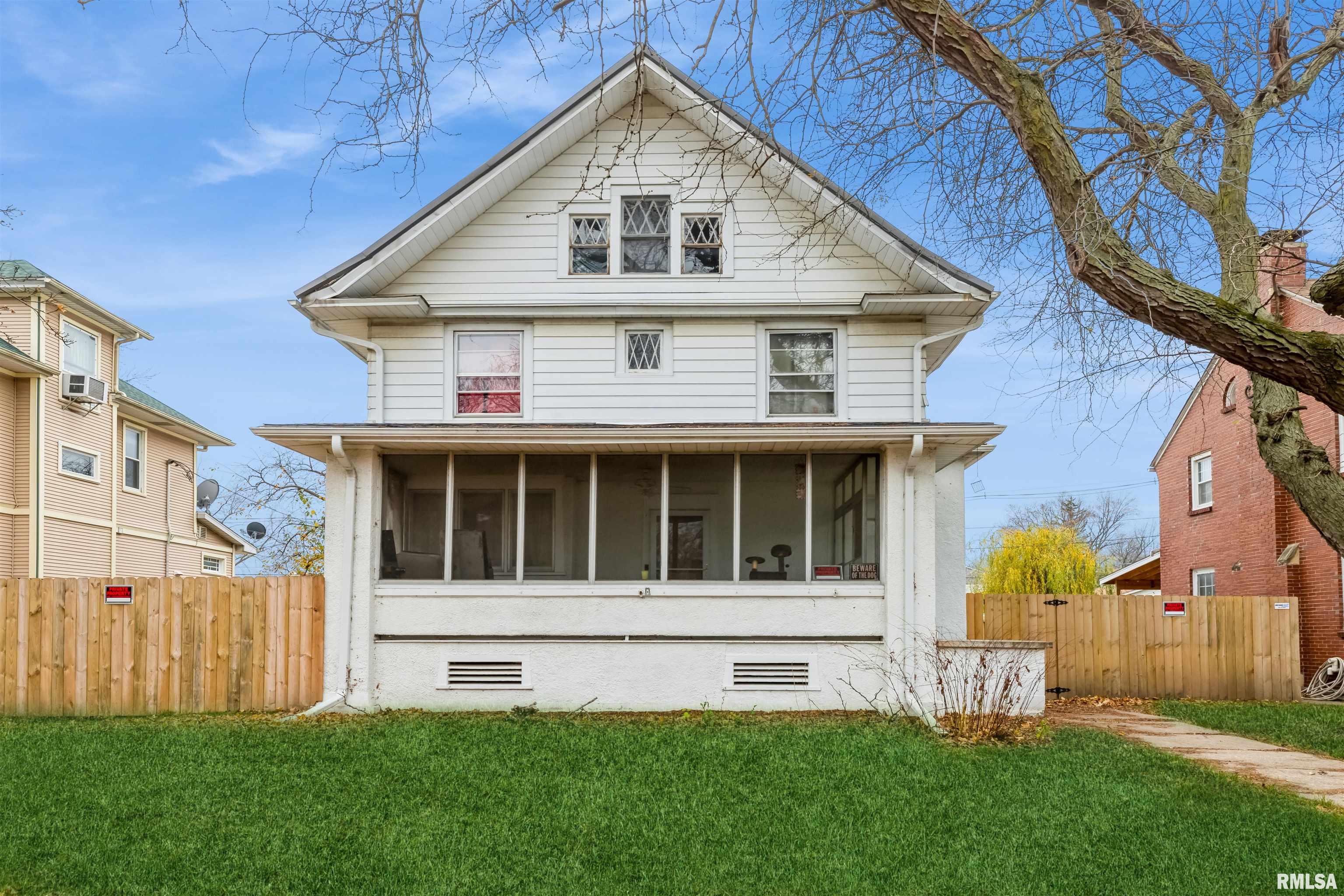 616 Argyle Court, Clinton, Iowa image 1