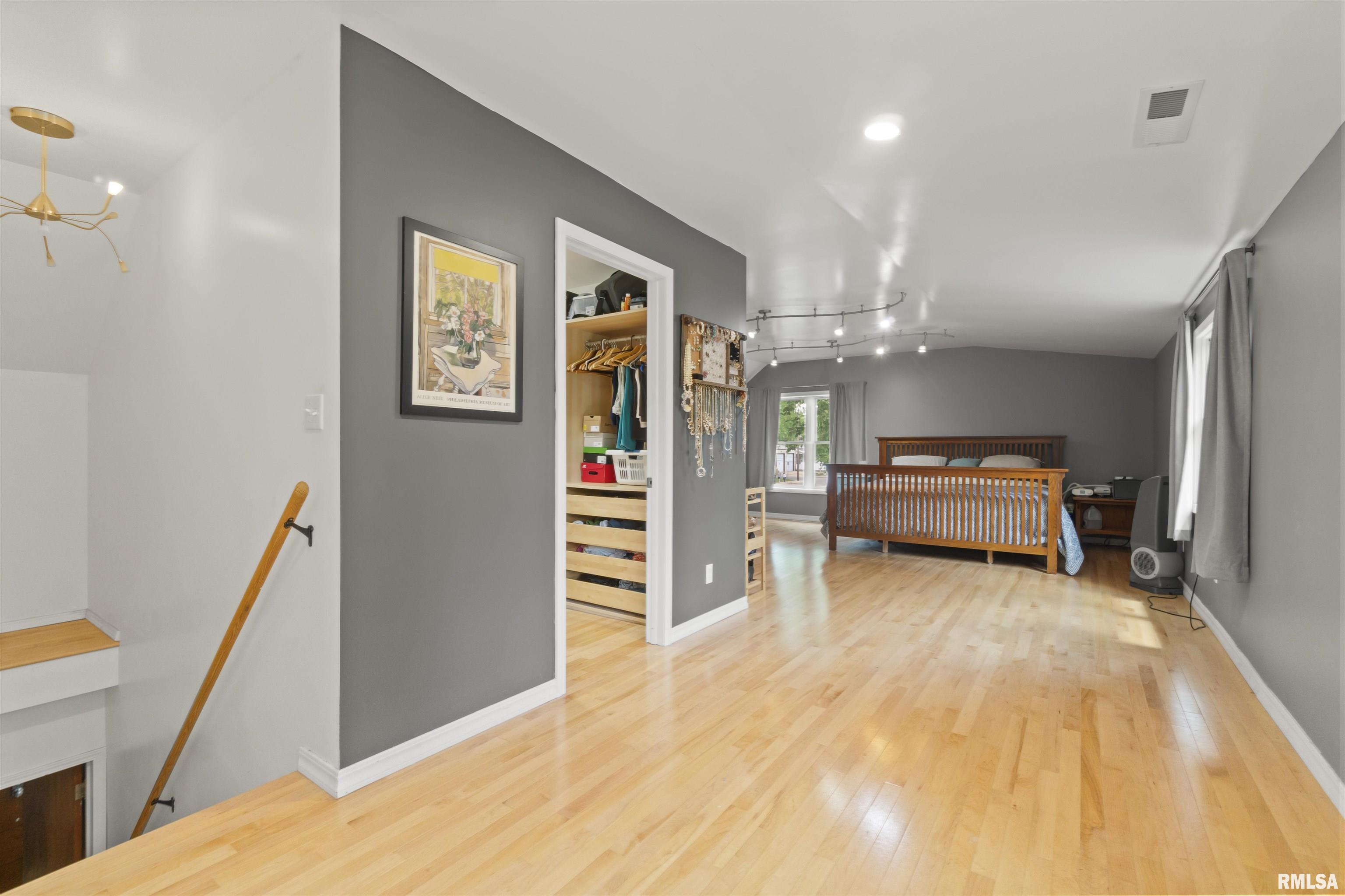2220 W Ayres Avenue, West Peoria, Illinois image 23