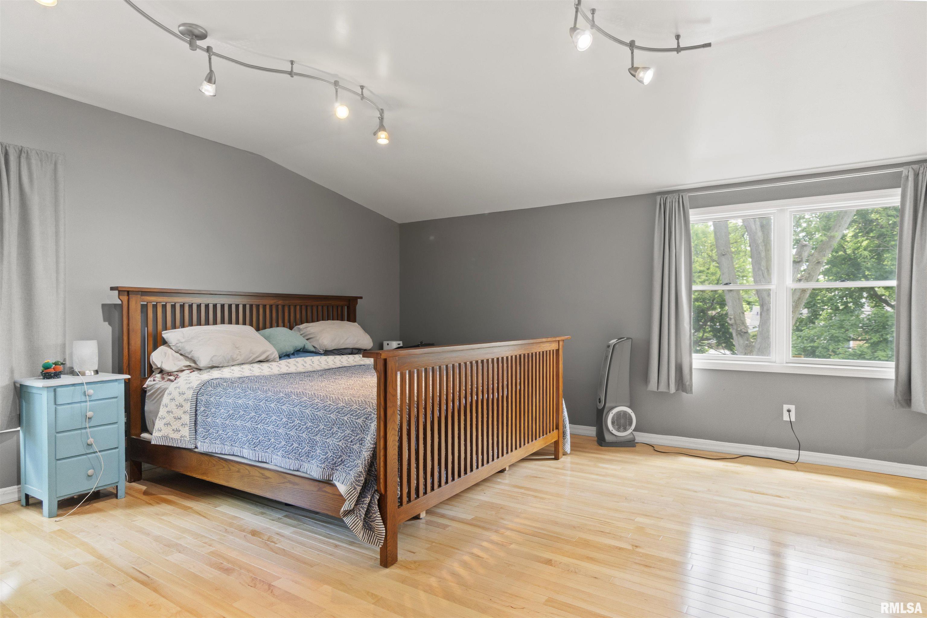 2220 W Ayres Avenue, West Peoria, Illinois image 24