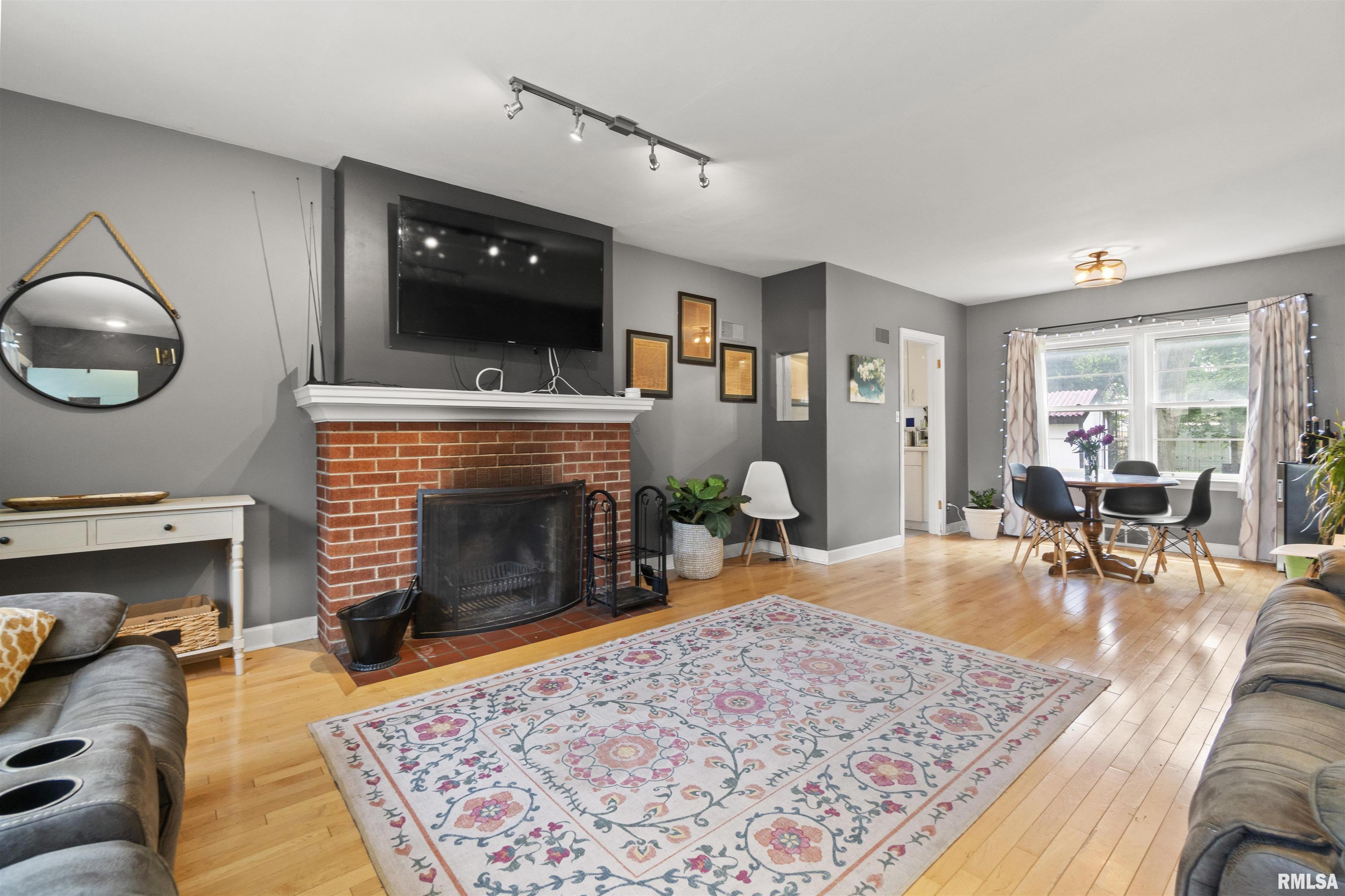 2220 W Ayres Avenue, West Peoria, Illinois image 7