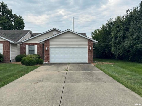 Condo For Sale - 3608 Teakwood Drive<br/> Sangamon County, Springfield, IL 62712