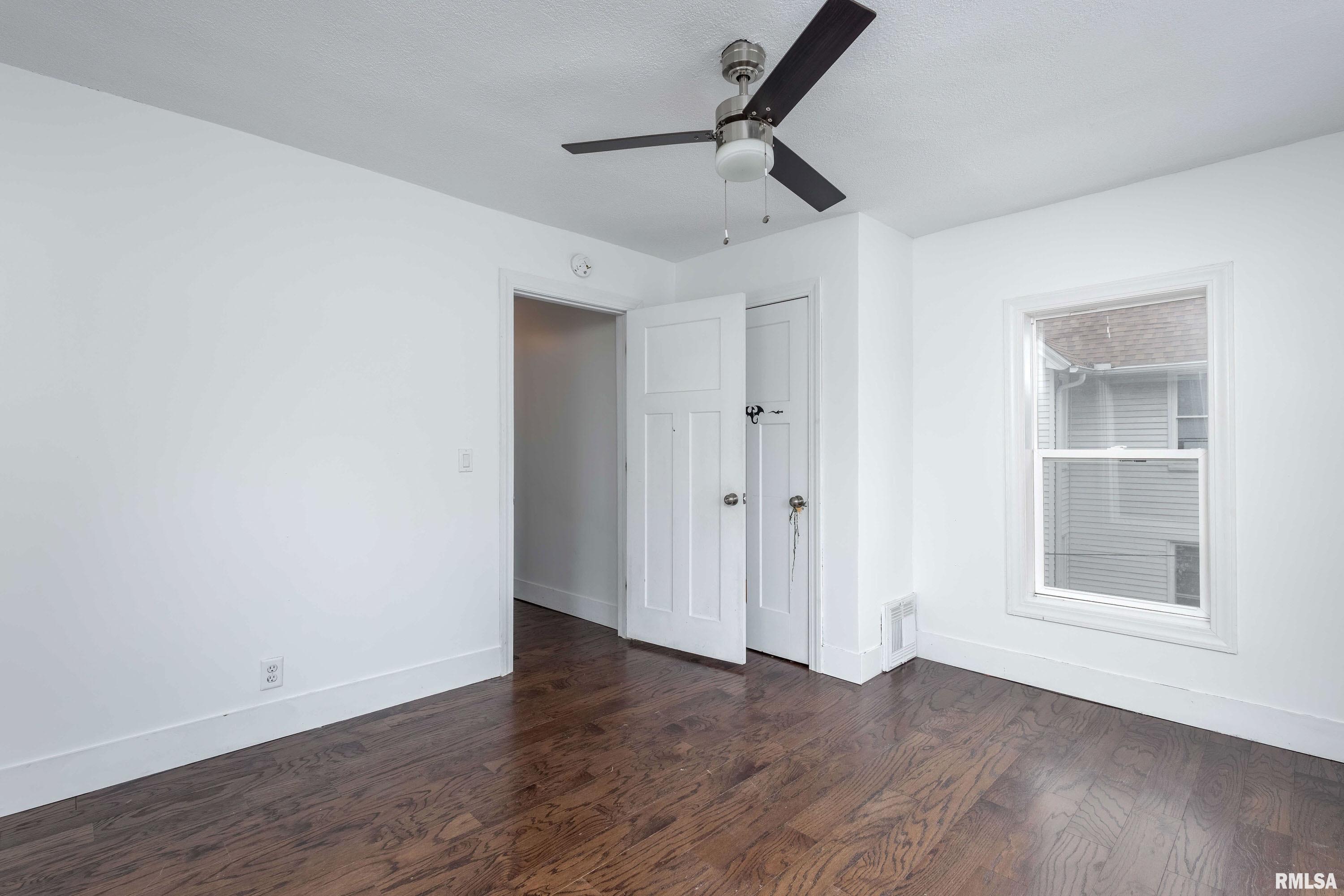 1311 3rd Street A, Moline, Illinois image 31