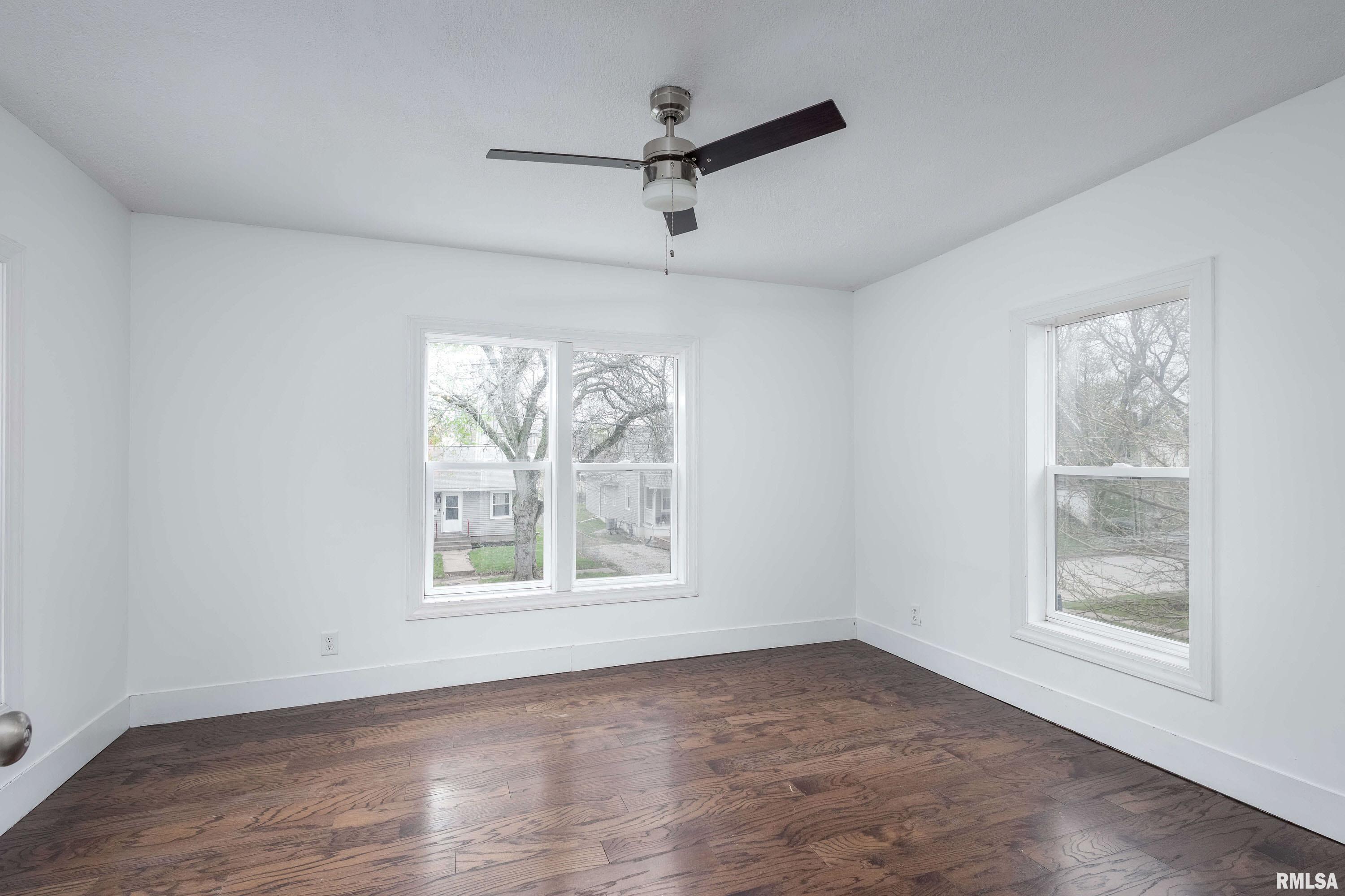 1311 3rd Street A, Moline, Illinois image 30