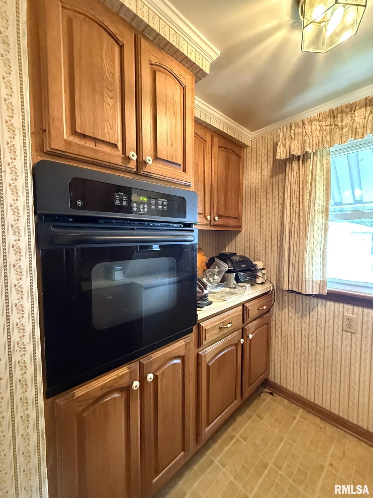 85 Phillips Street, Galesburg, Illinois image 20