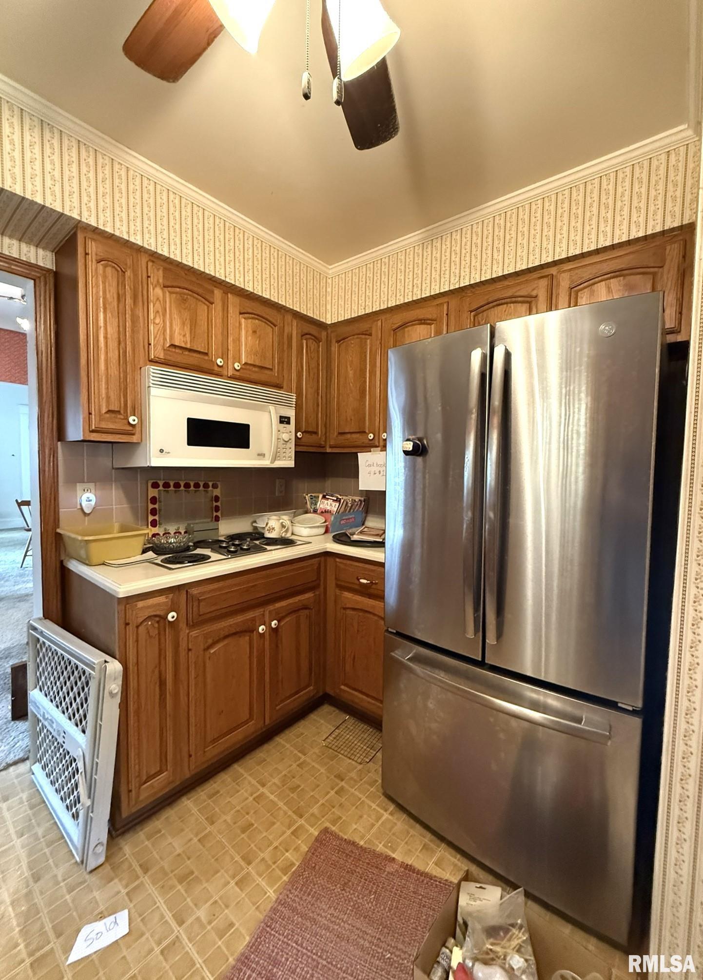 85 Phillips Street, Galesburg, Illinois image 17