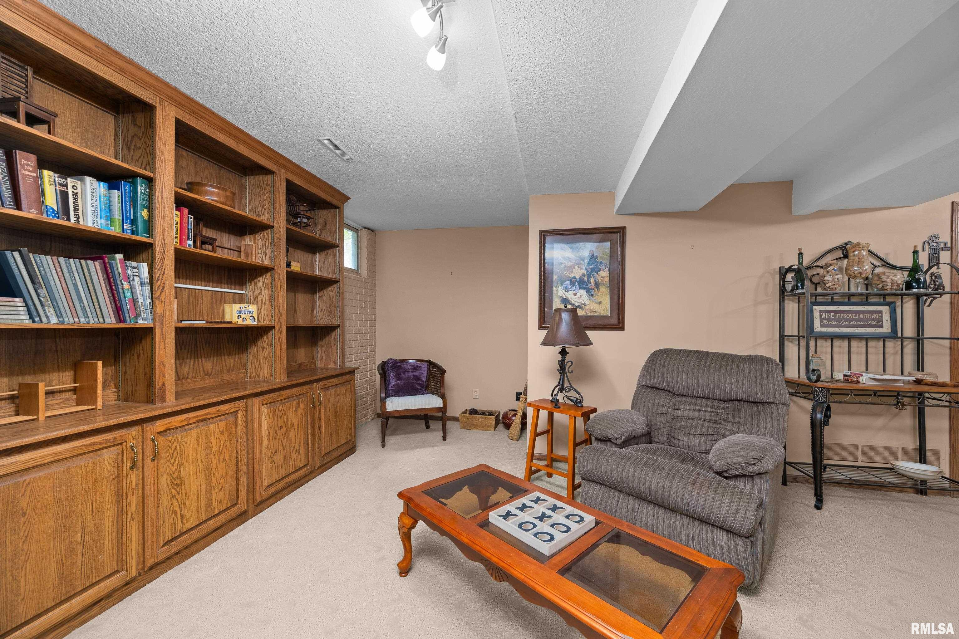 3232 Fernwood Court, Davenport, Iowa image 33