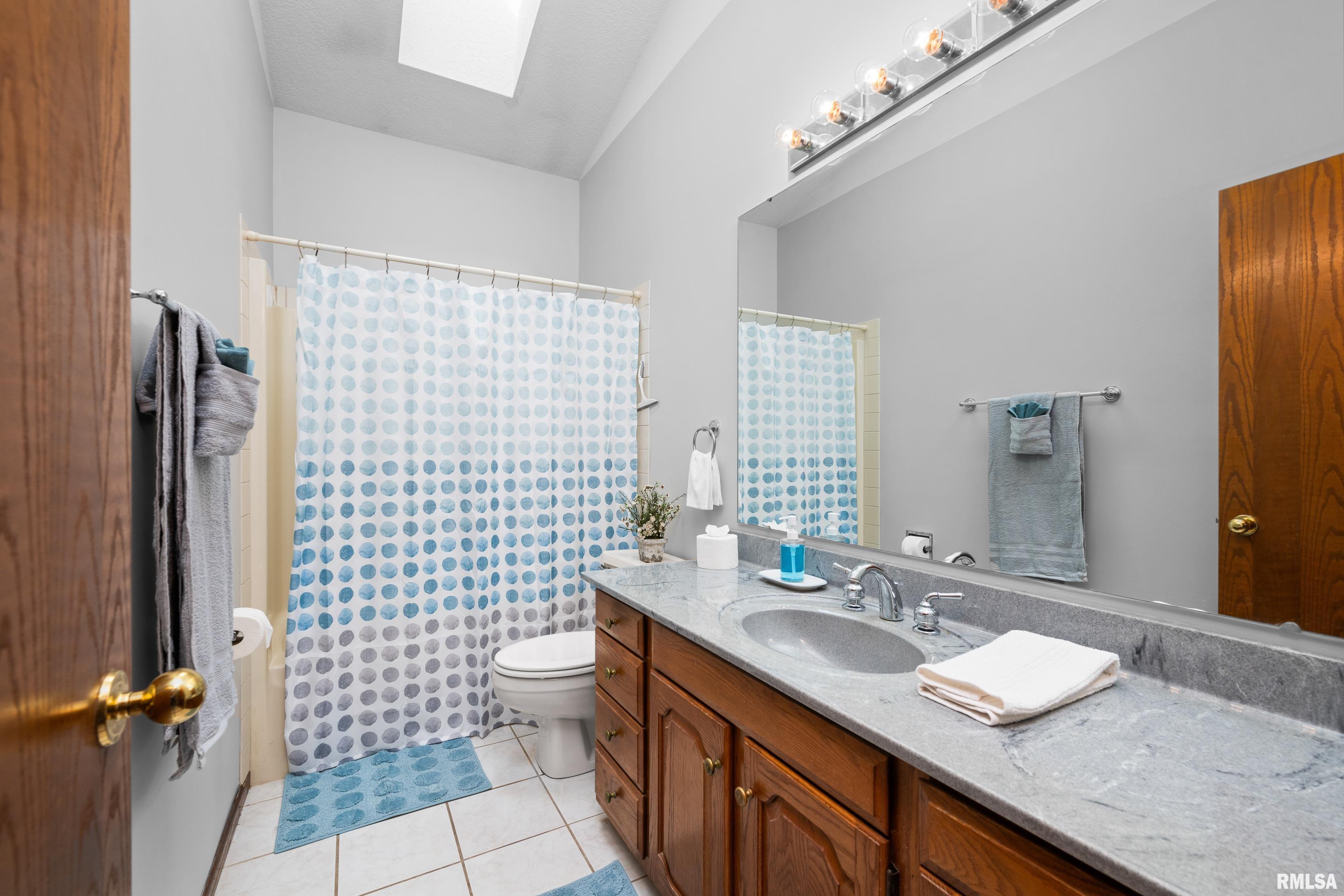 3232 Fernwood Court, Davenport, Iowa image 26