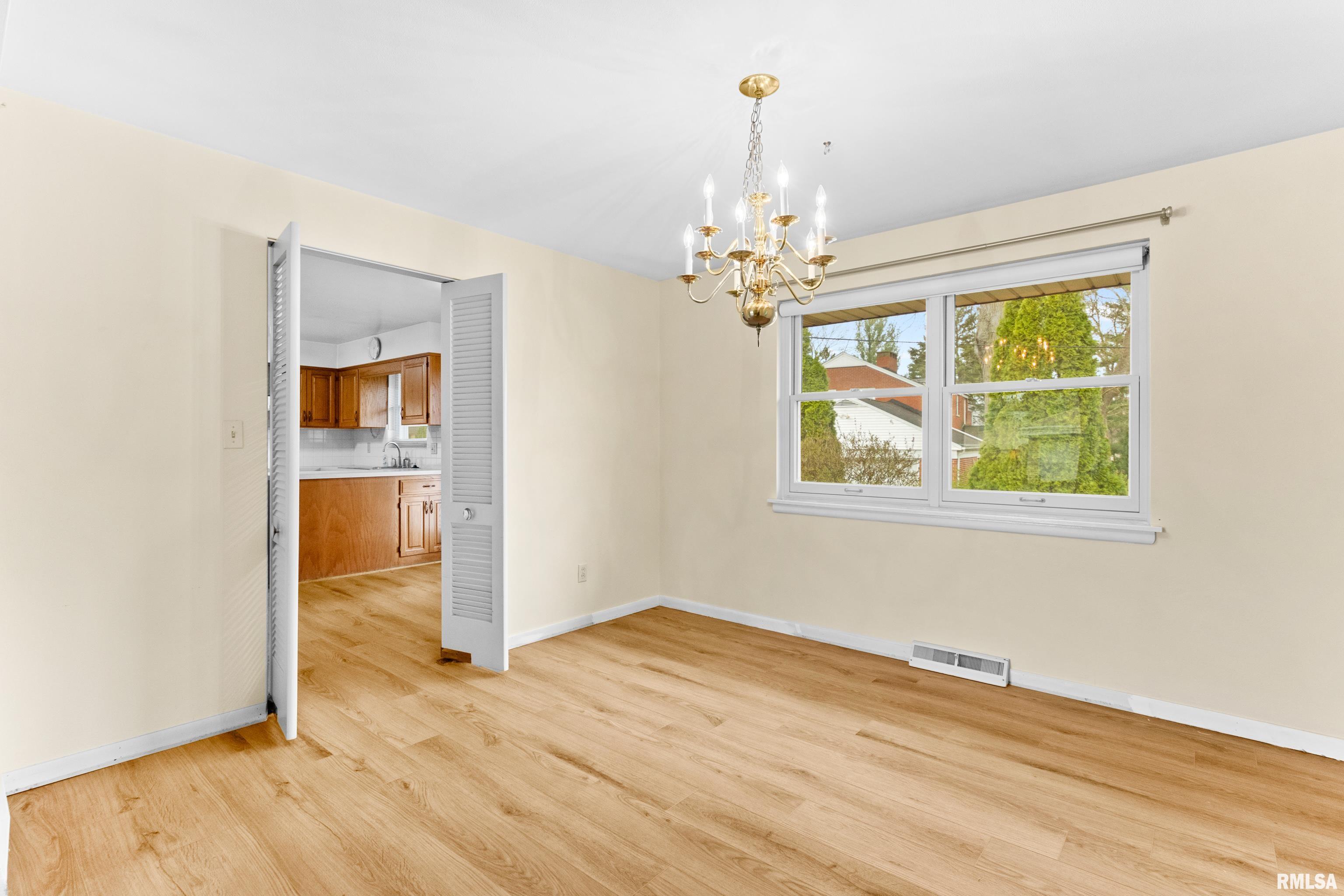 5707 N Biltmore Avenue, Peoria, Illinois image 9