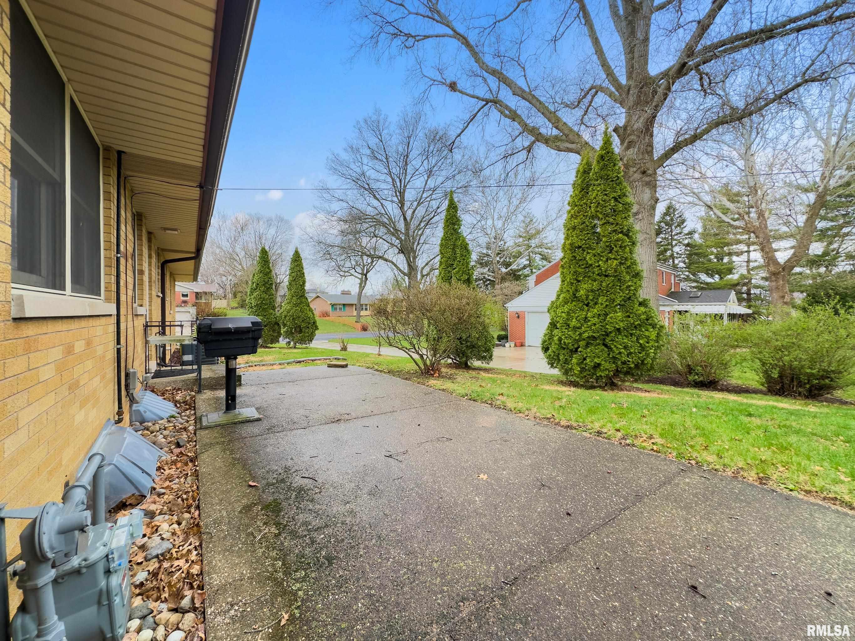 5707 N Biltmore Avenue, Peoria, Illinois image 38