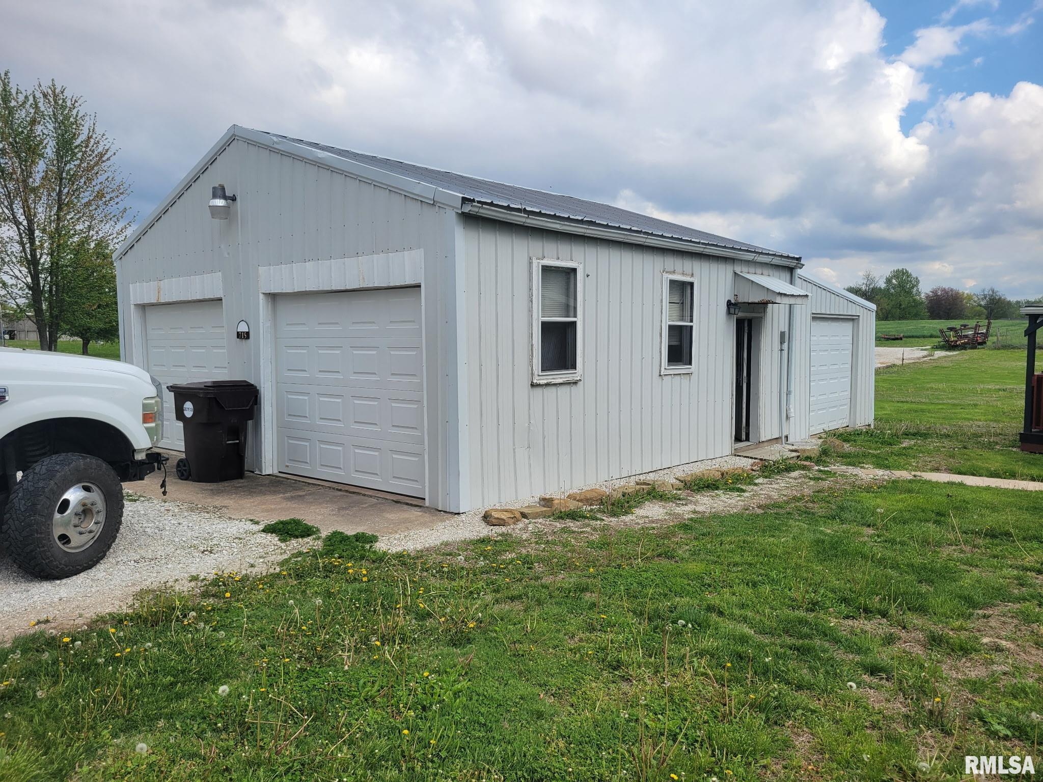 715 W Webster Street, Griggsville, Illinois image 41