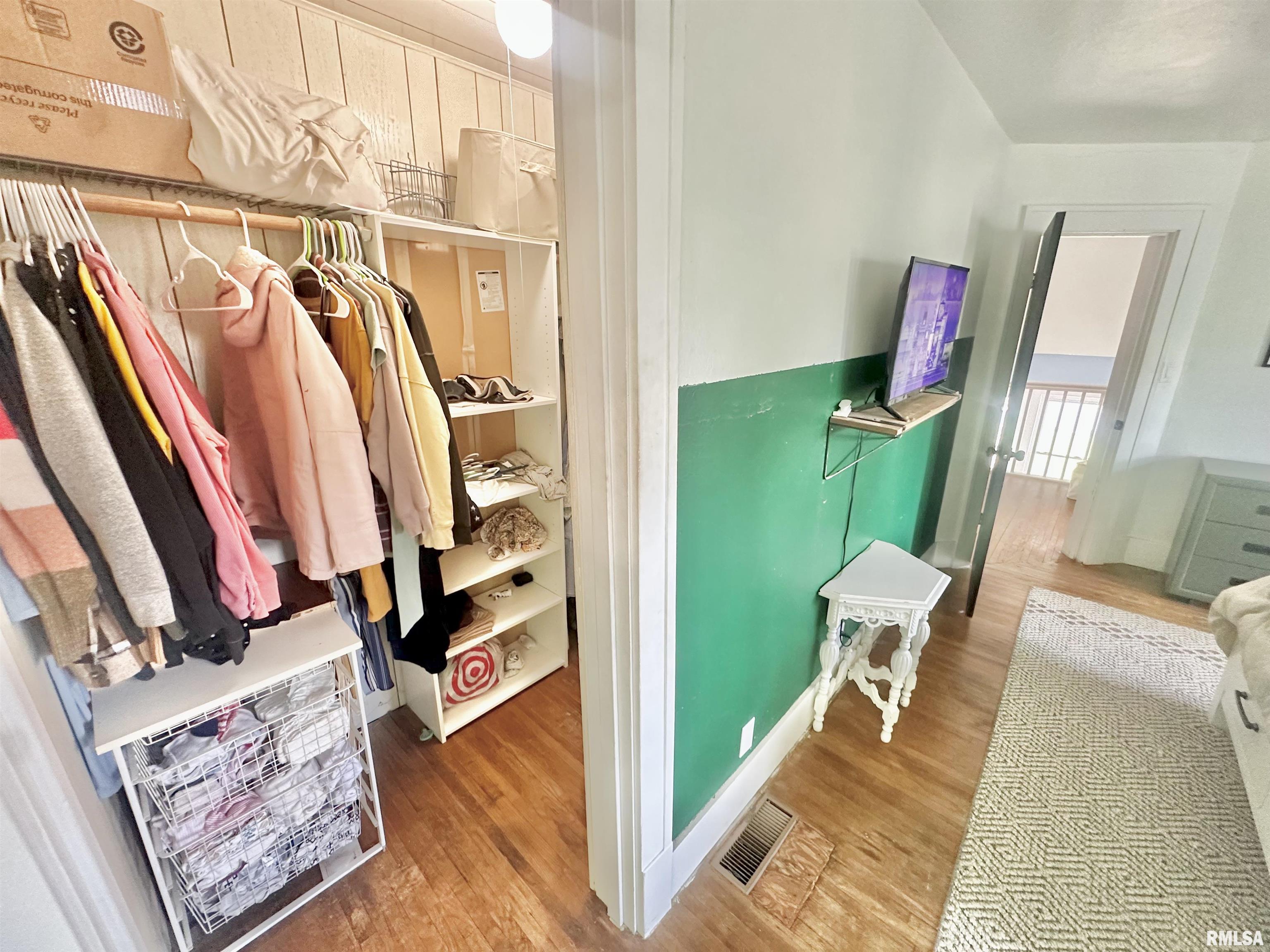 303 N Swarts Street, Abingdon, Illinois image 28