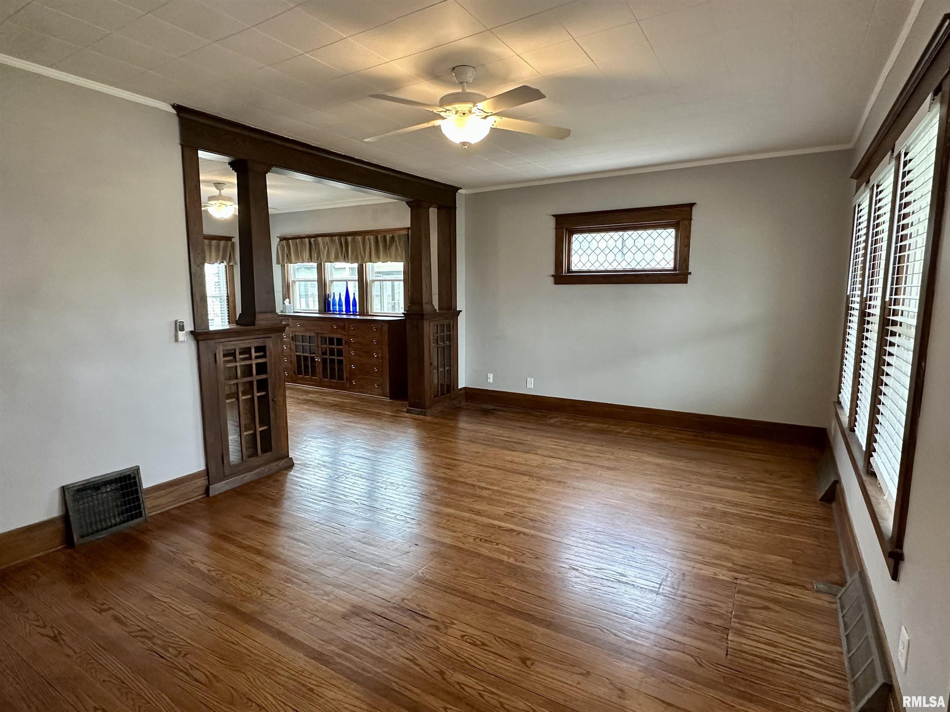 811 7th Avenue South, Clinton, Iowa image 8