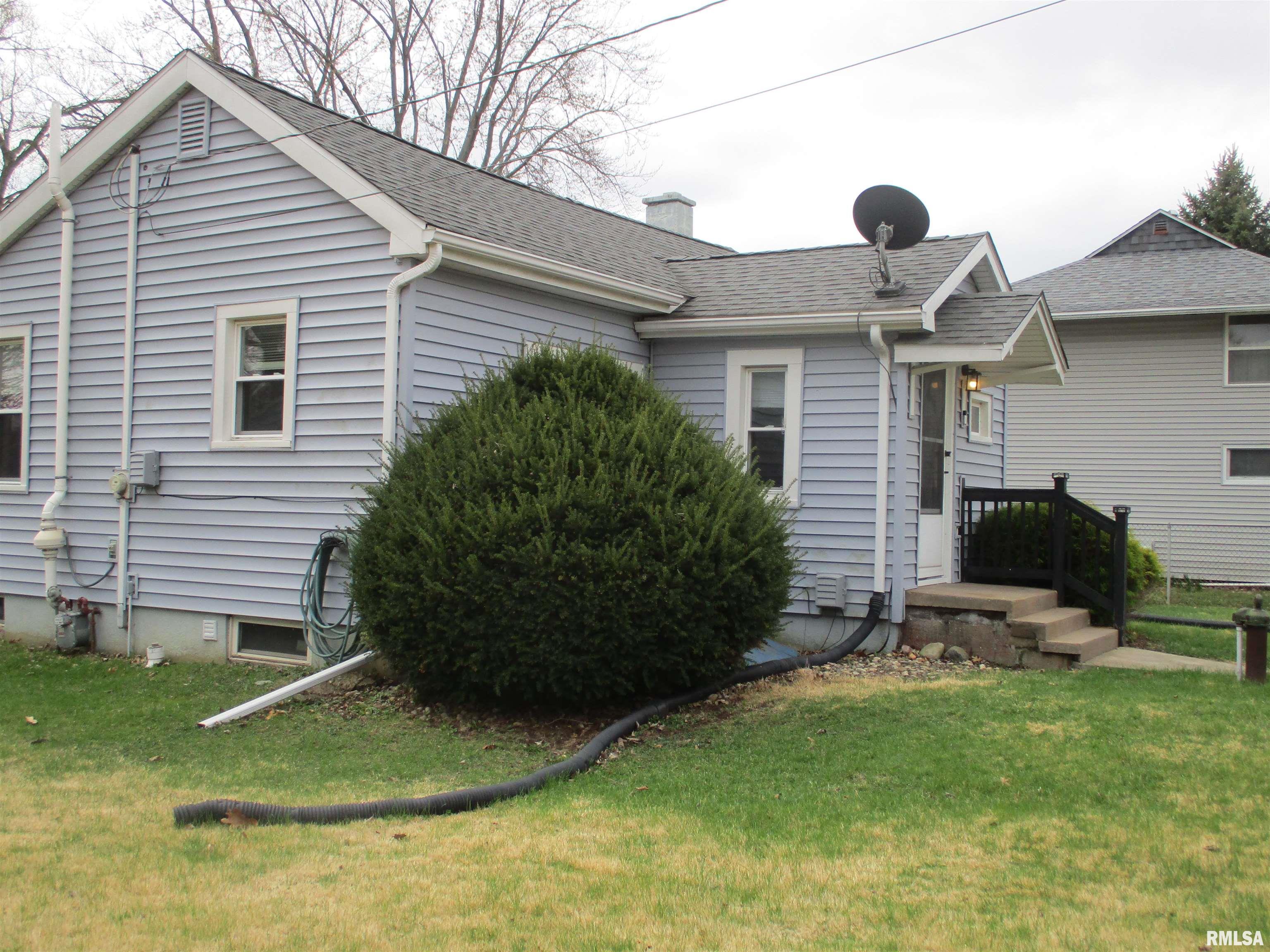 530 Island Avenue, East Moline, Illinois image 27