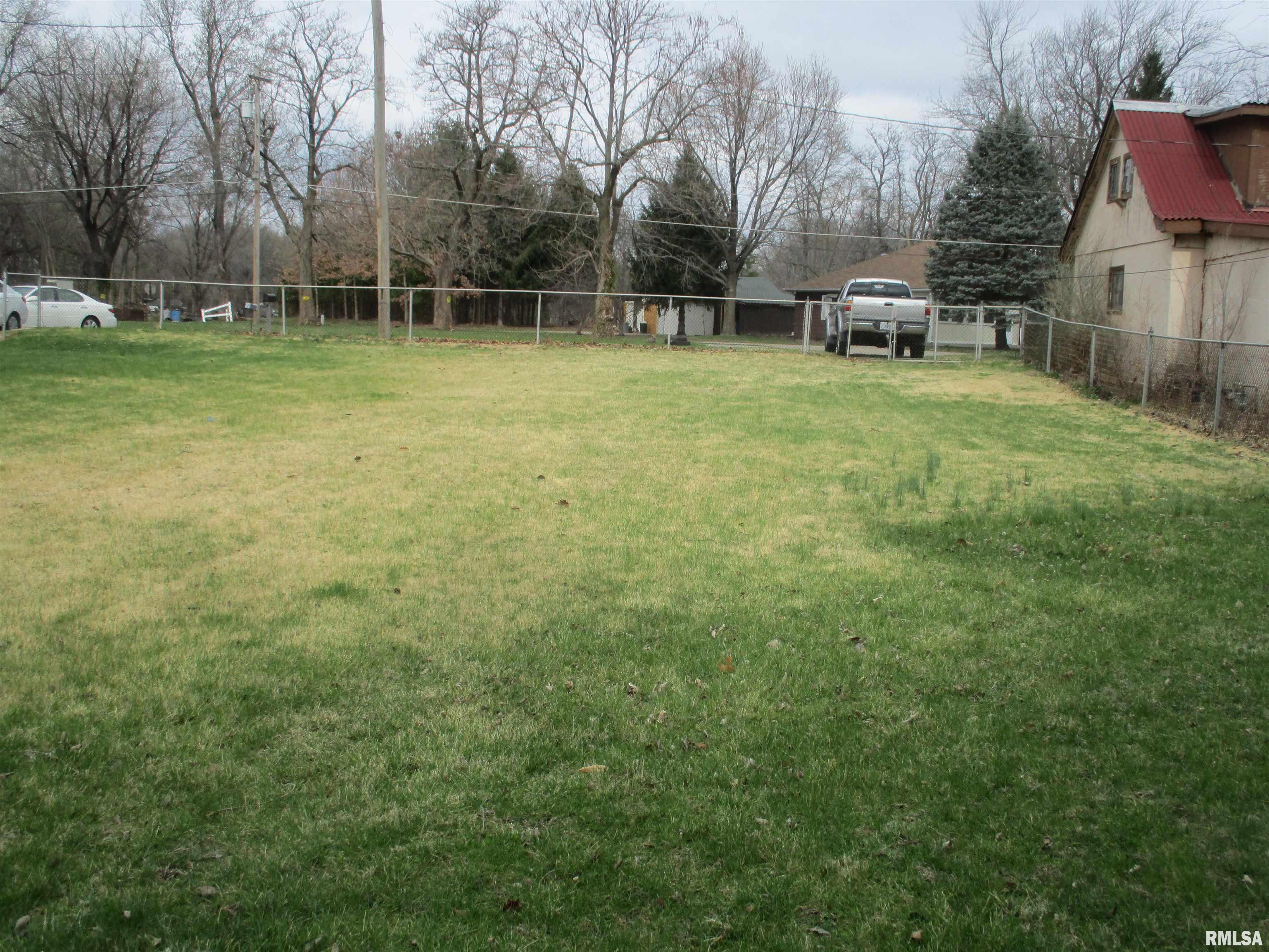 530 Island Avenue, East Moline, Illinois image 24