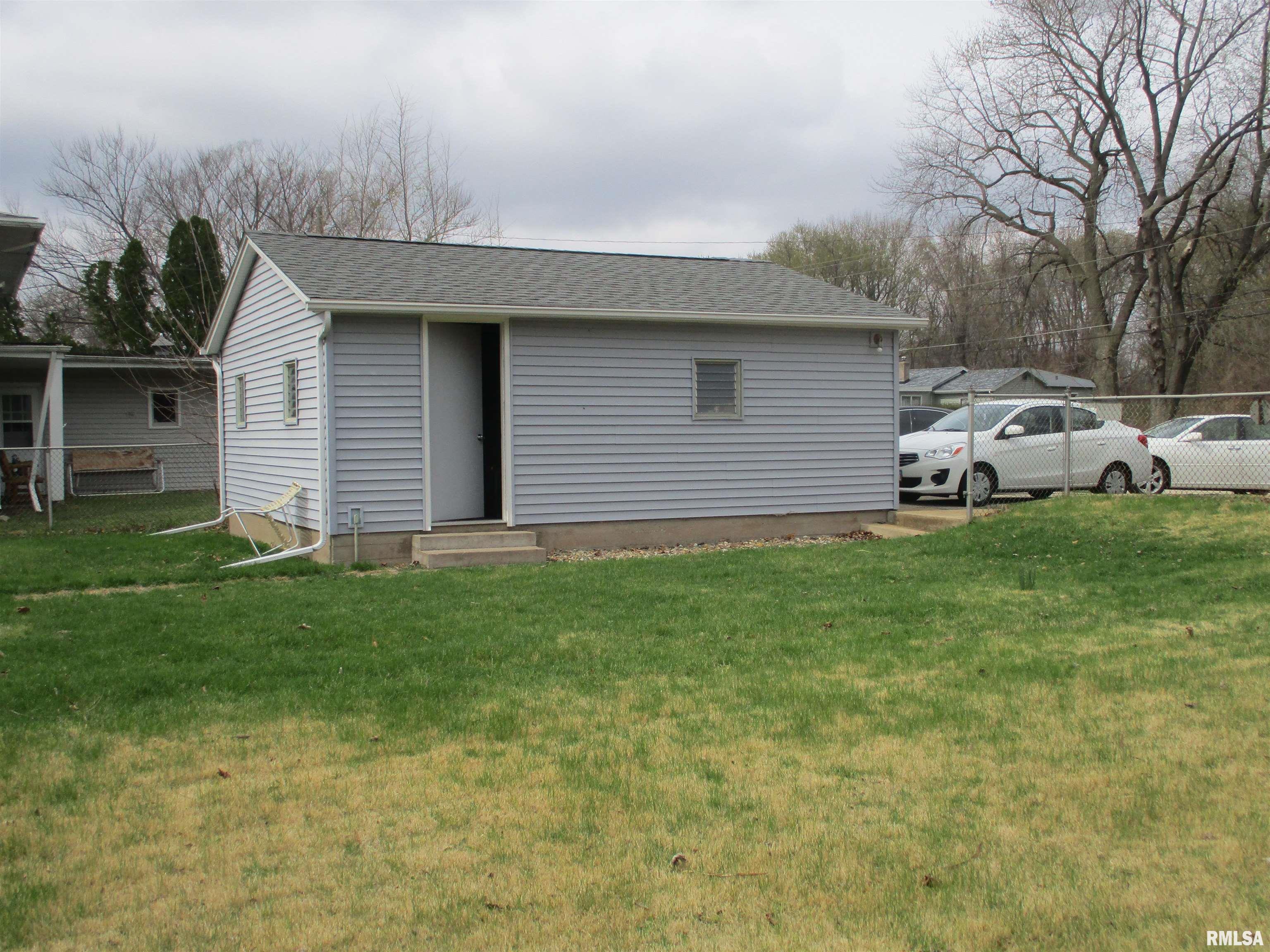 530 Island Avenue, East Moline, Illinois image 28